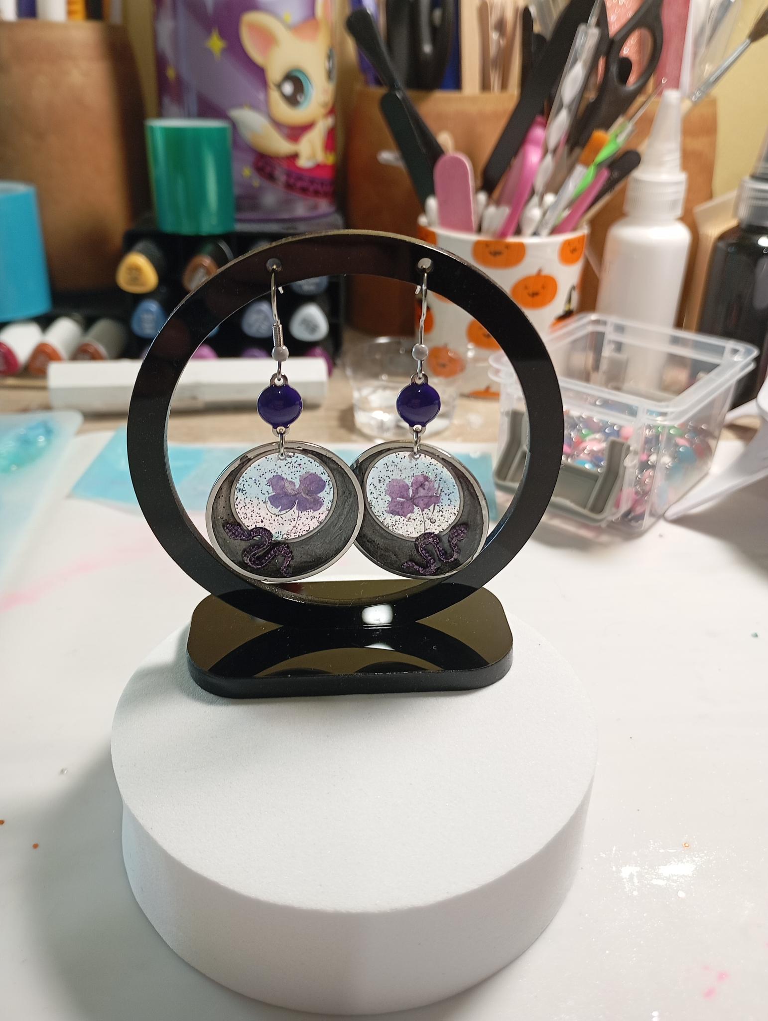 Boucles d’oreilles artisanales décorées