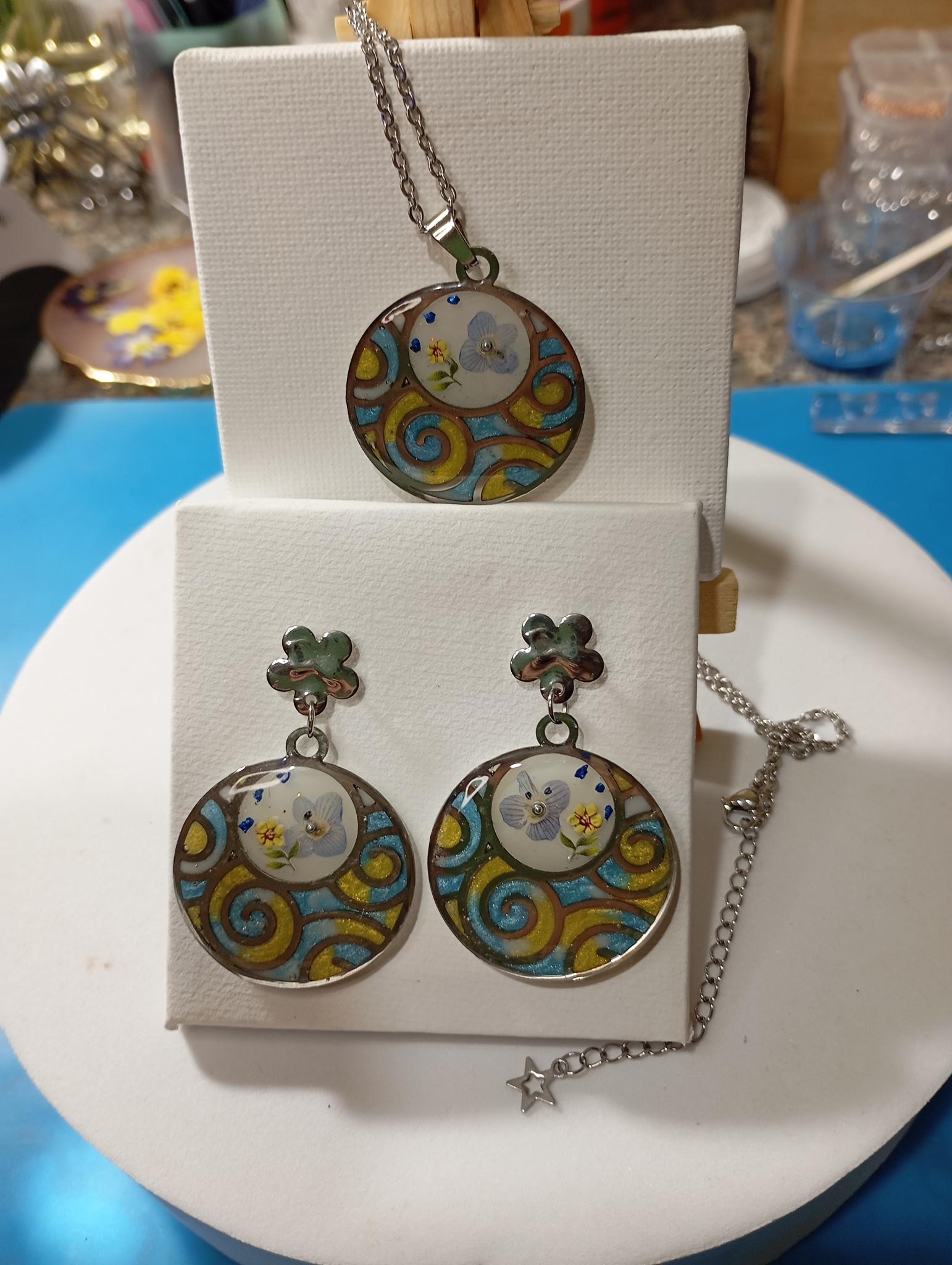 Parure florale en résine