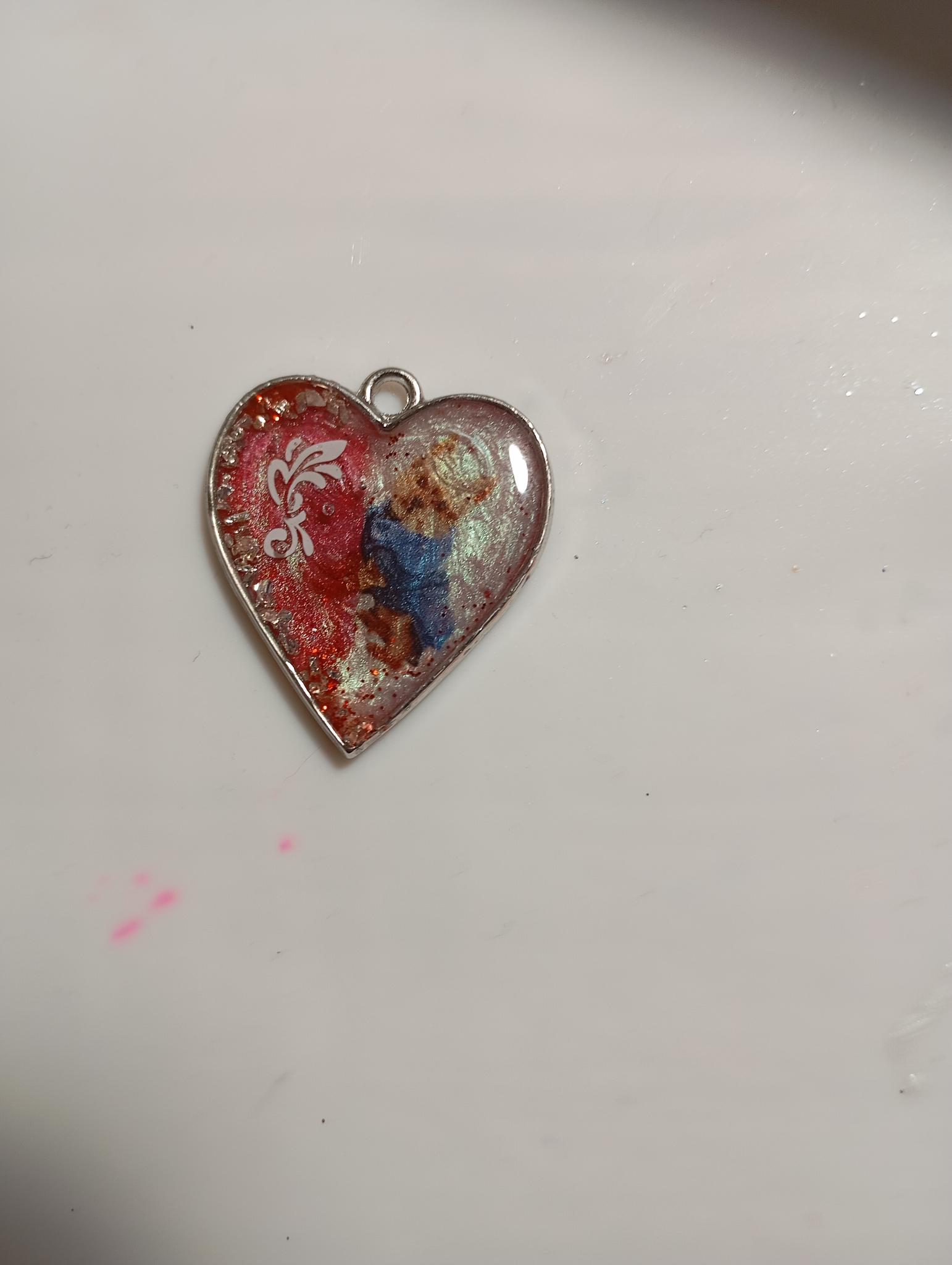 Collier Pendentif cœur artisanal Avec Nougat pour Lauryna