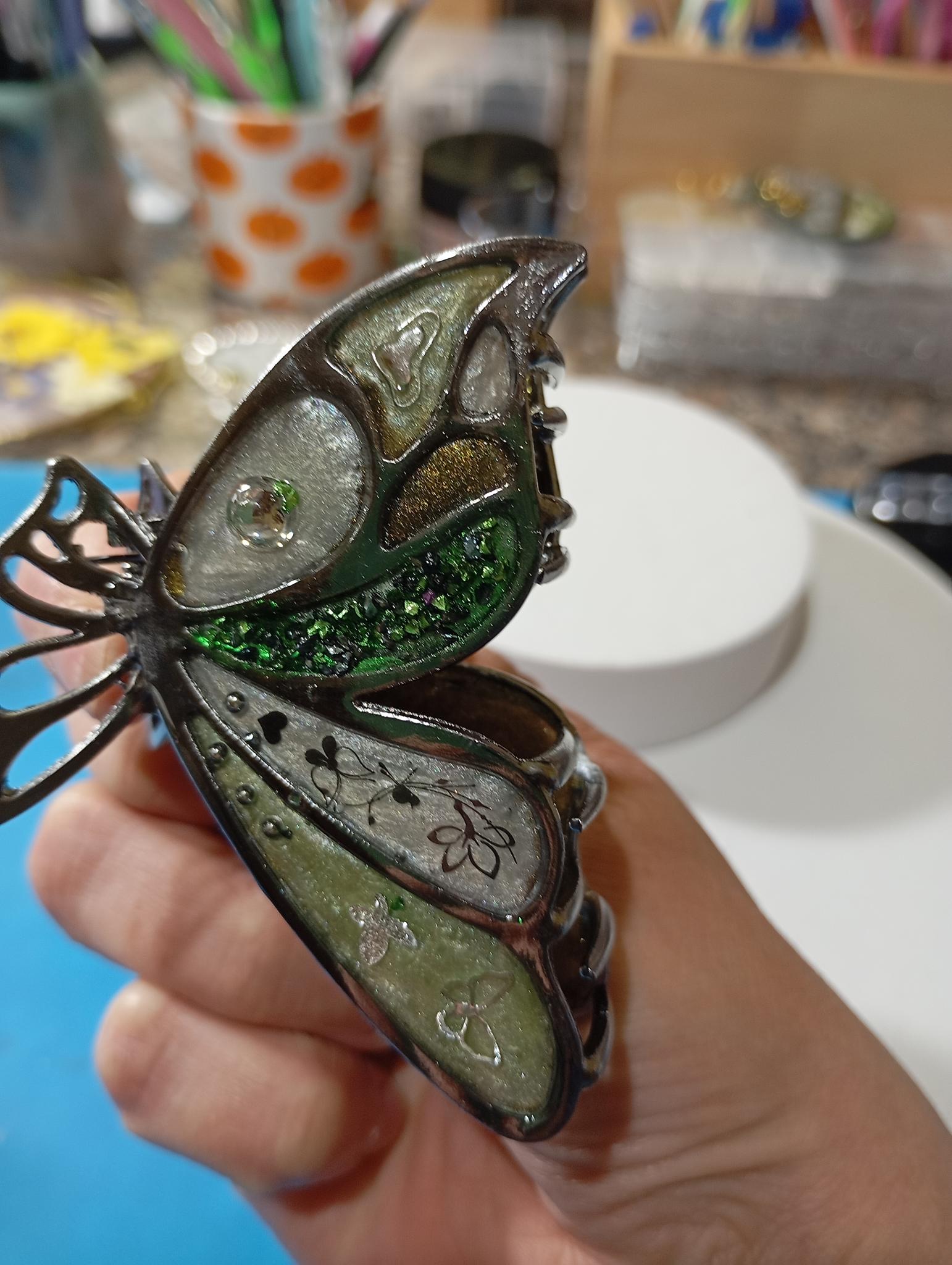 Pince cheveux papillon mosaïque résine