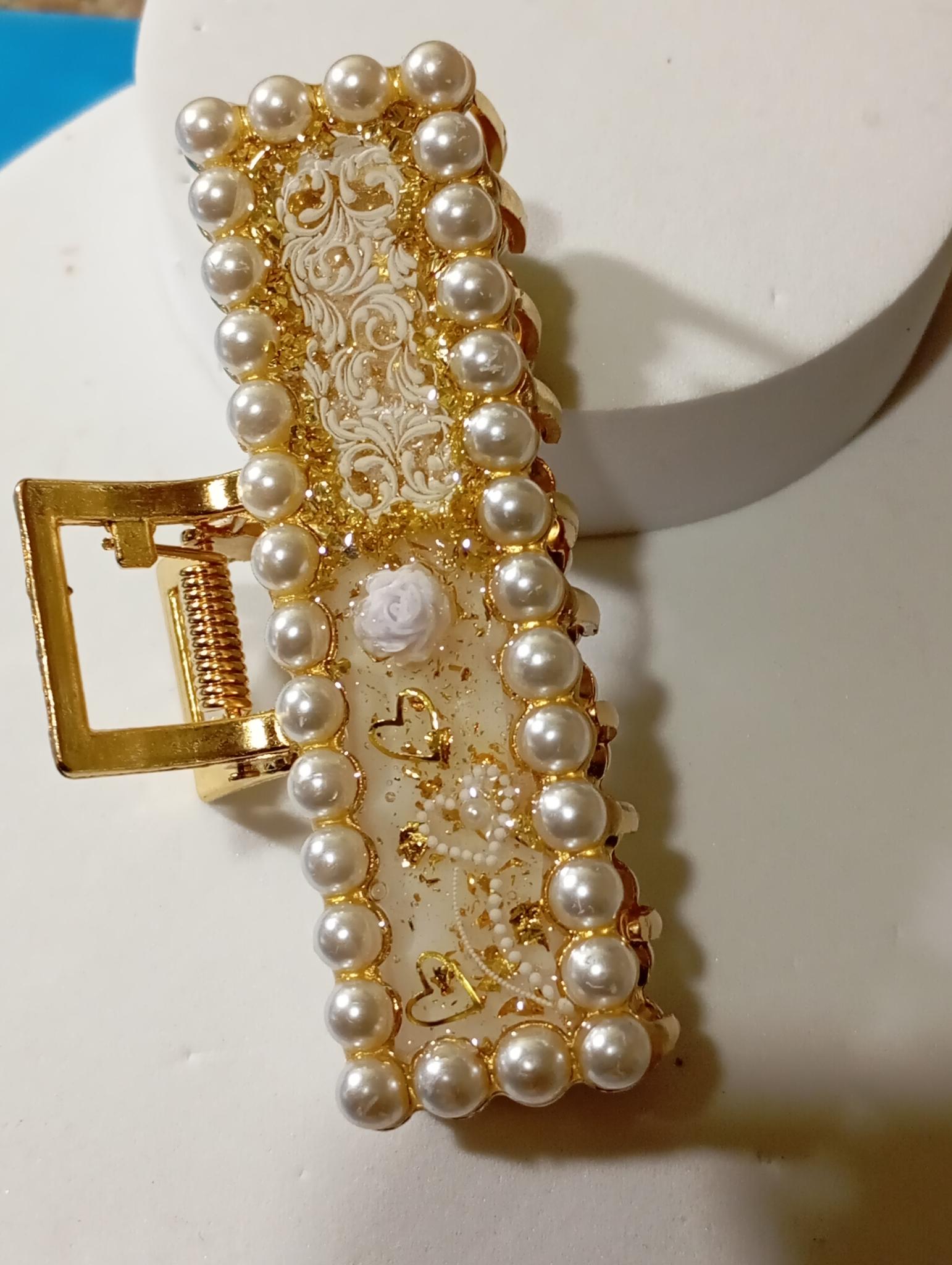 Pince à cheveux perlée