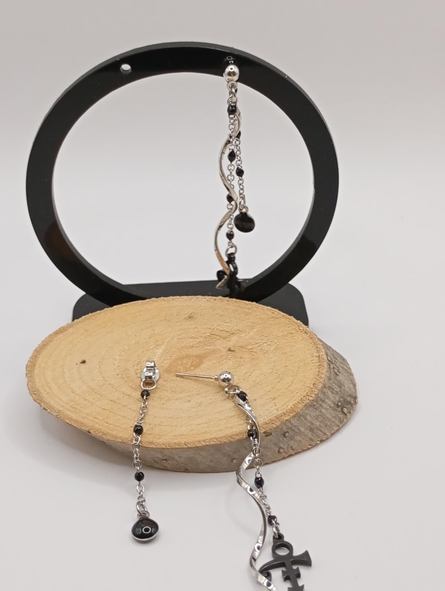 Boucles d'oreilles pendantes argentées