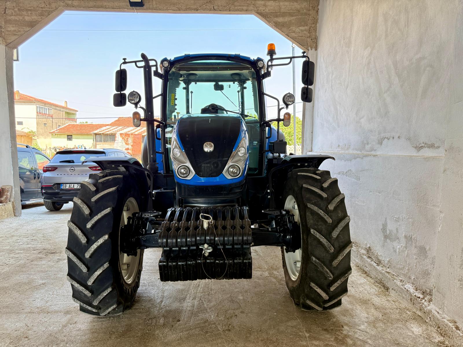 2024 New Holland T5.120 470 Saatte, Dualcommand Buçuklu Şanzuman -  3.000.000 TL 