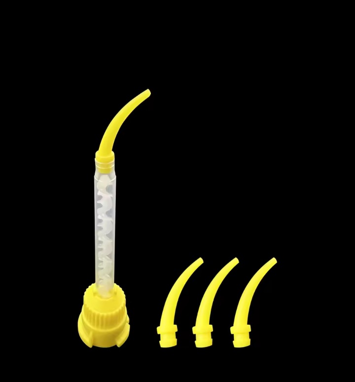 Yellow Dental Irrigation Tips