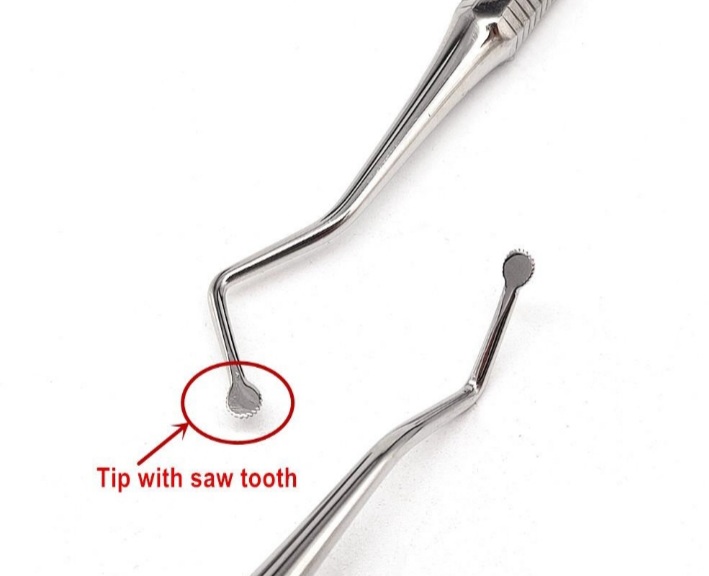 Dental Excavator with Saw Tooth Tip