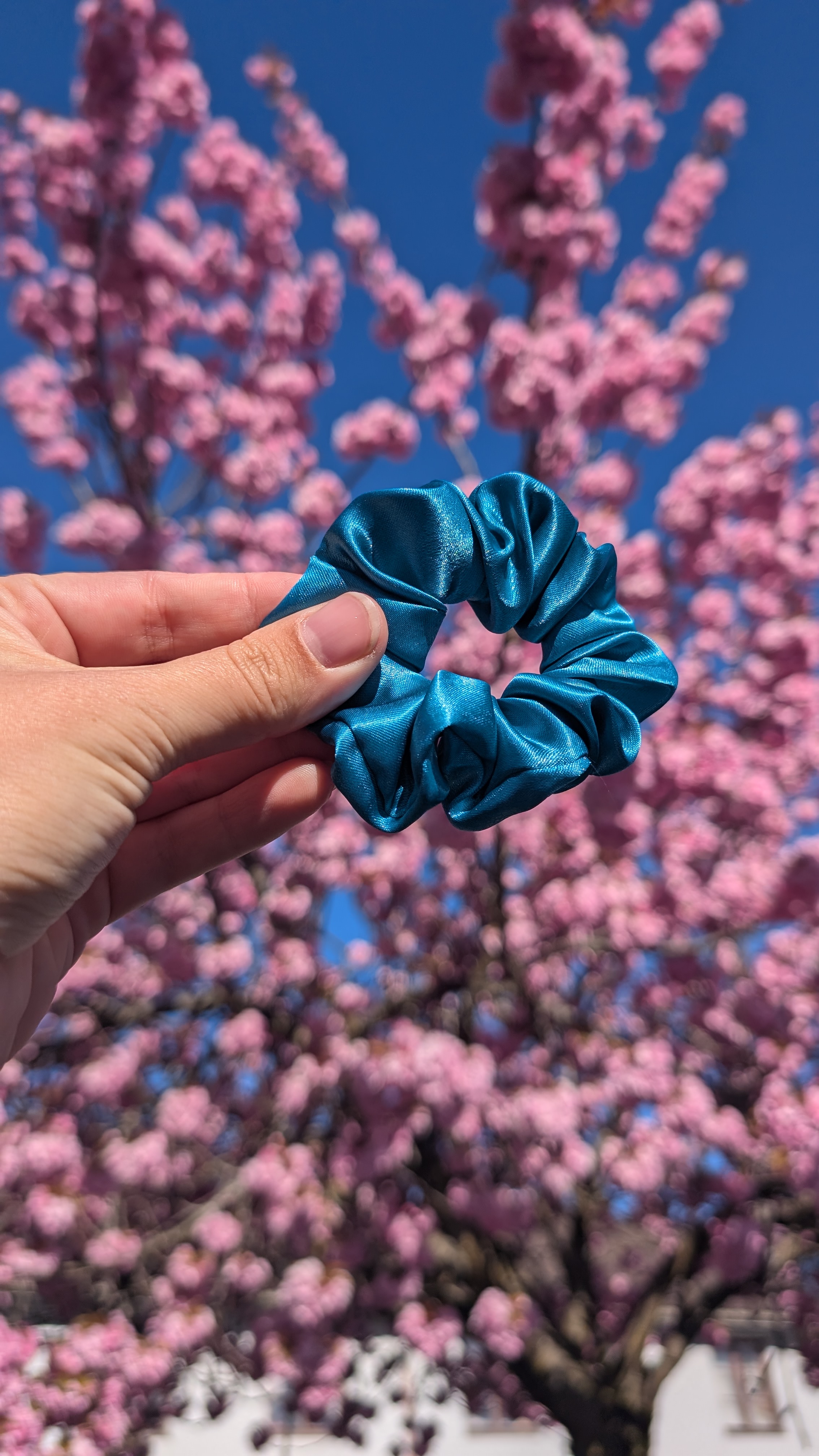 Scrunchie – Teal (mørk blågrønn)