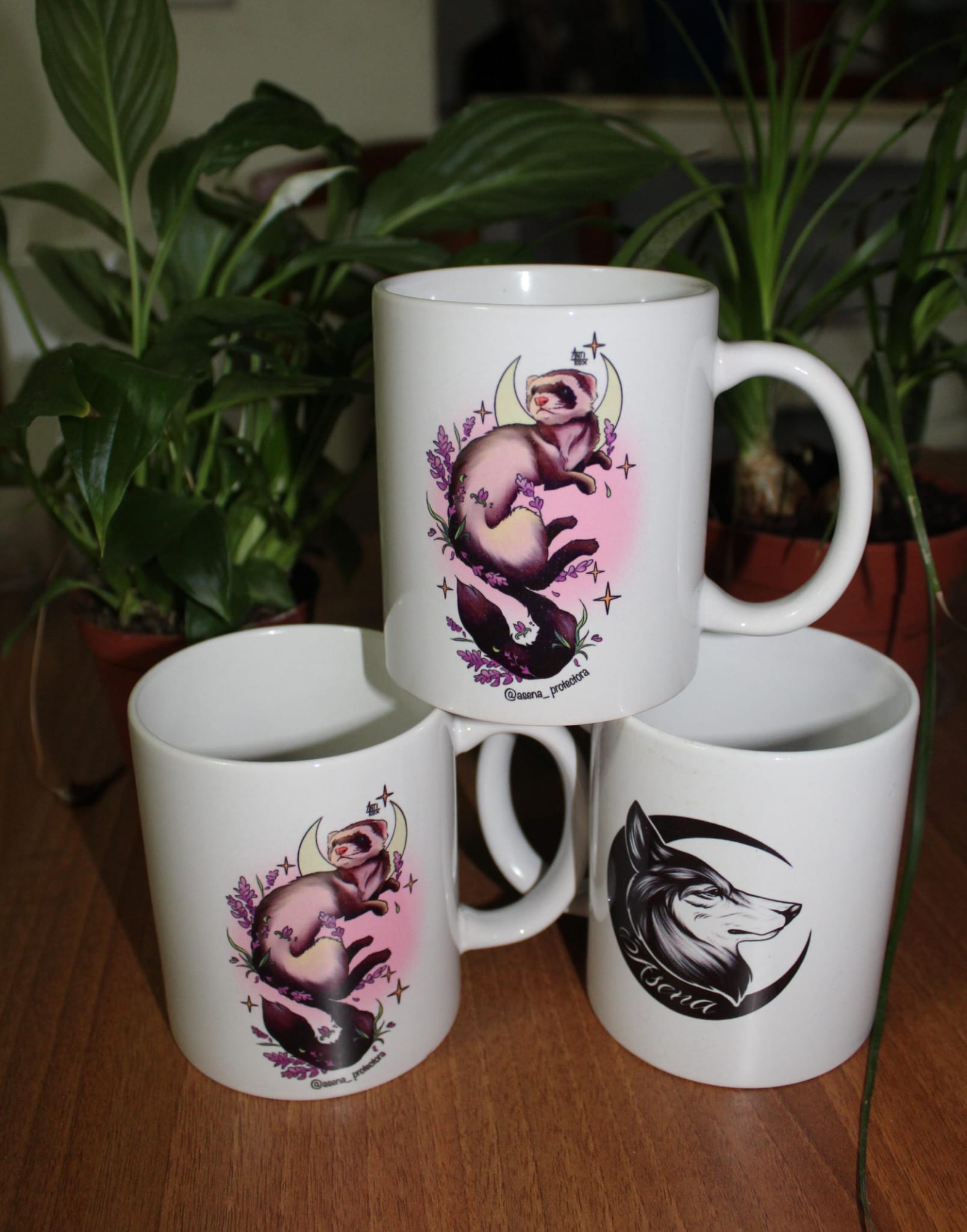 Taza con logo y hurón