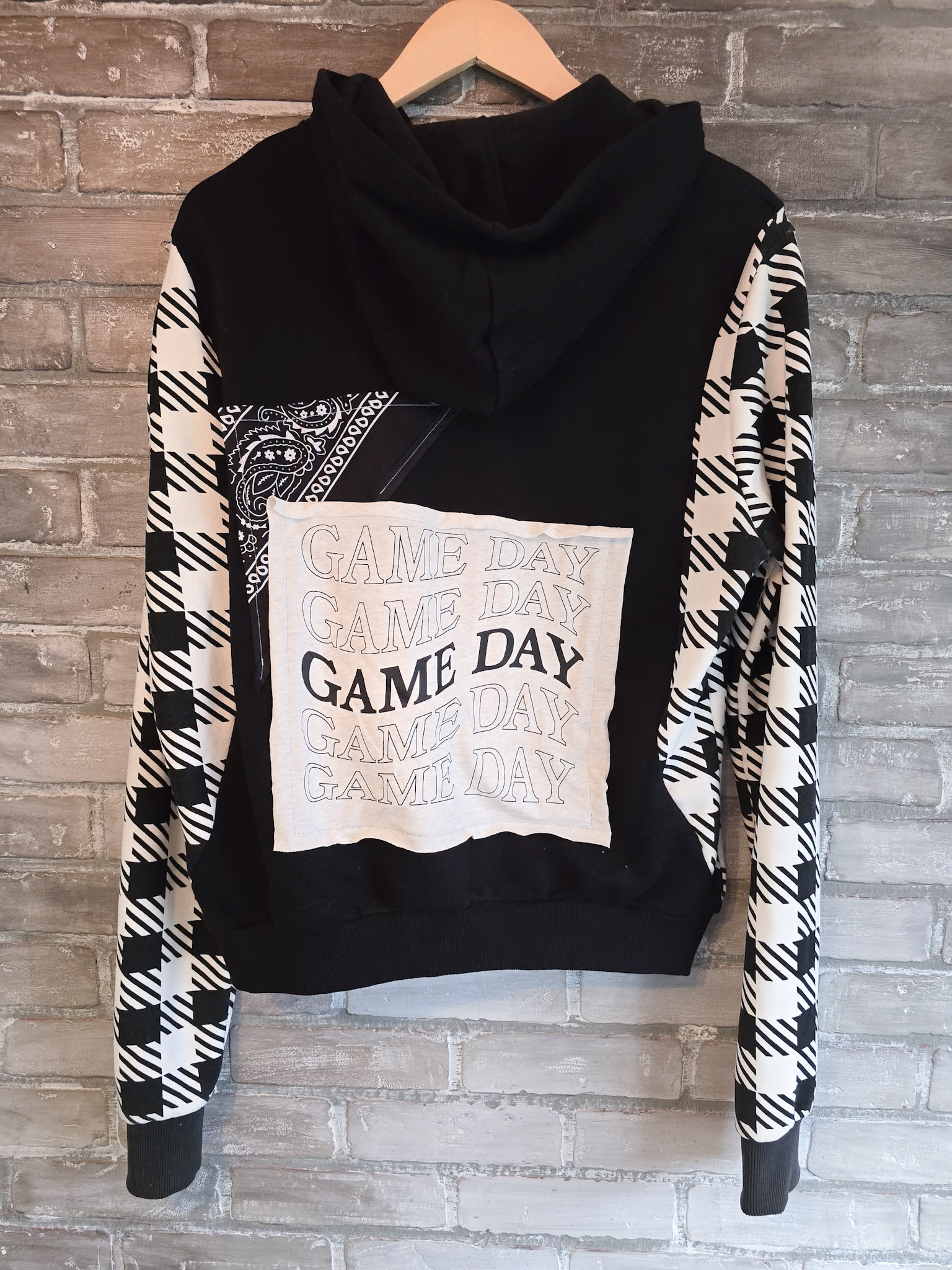 Game Day Zip Up