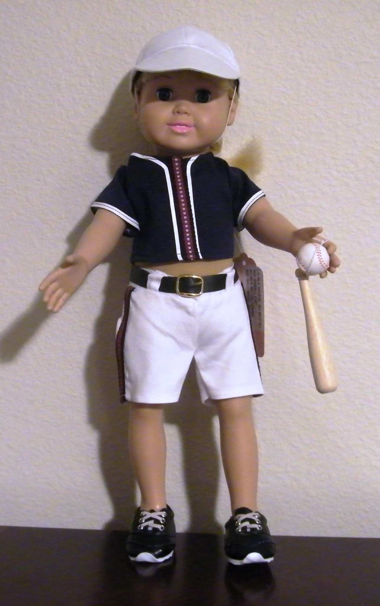 BLUE AND WHITE SHORT SLEEVE BASEBALL SET