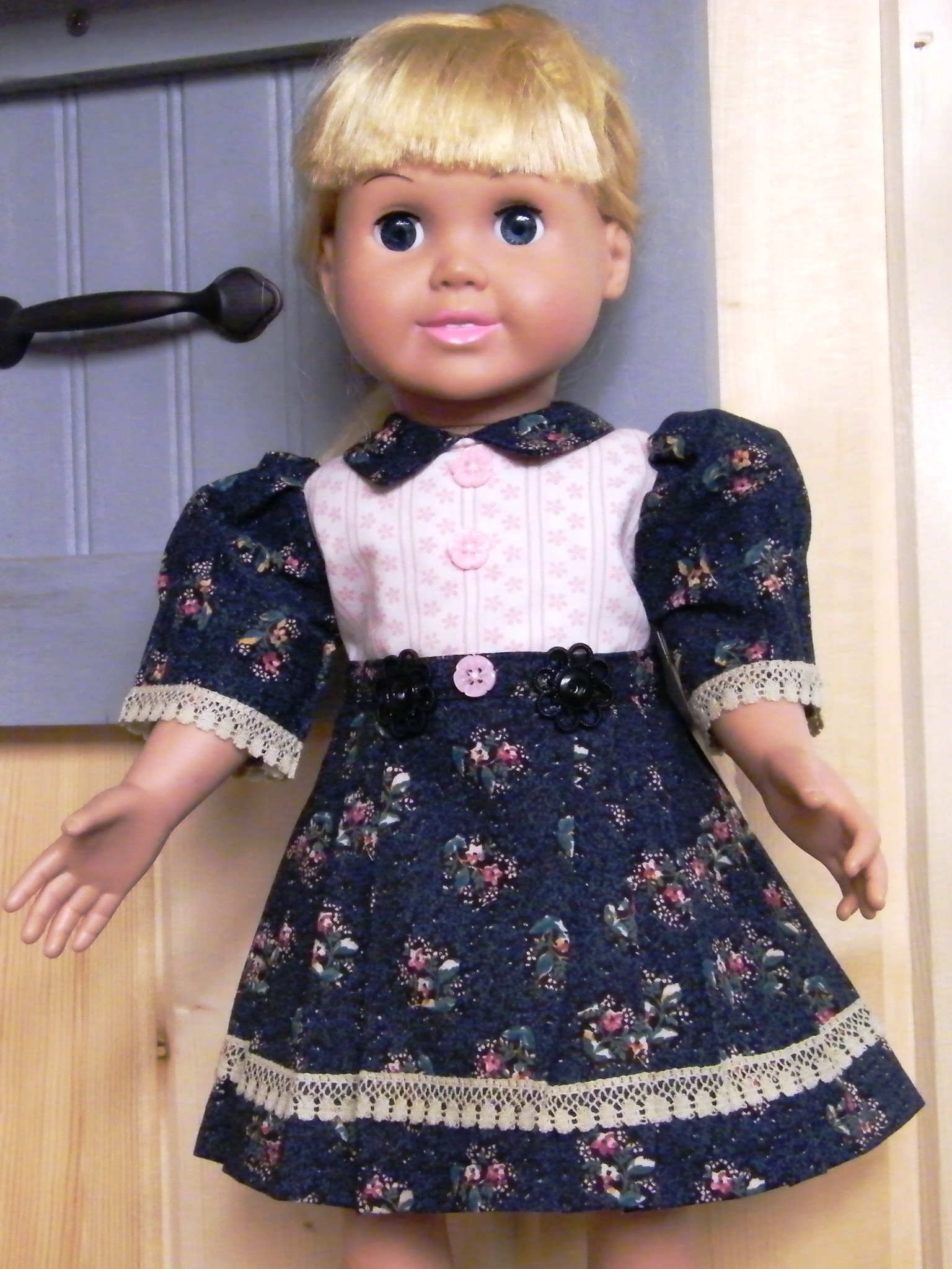 BLUE/PINK FLORAL VICTORIAN DRESS