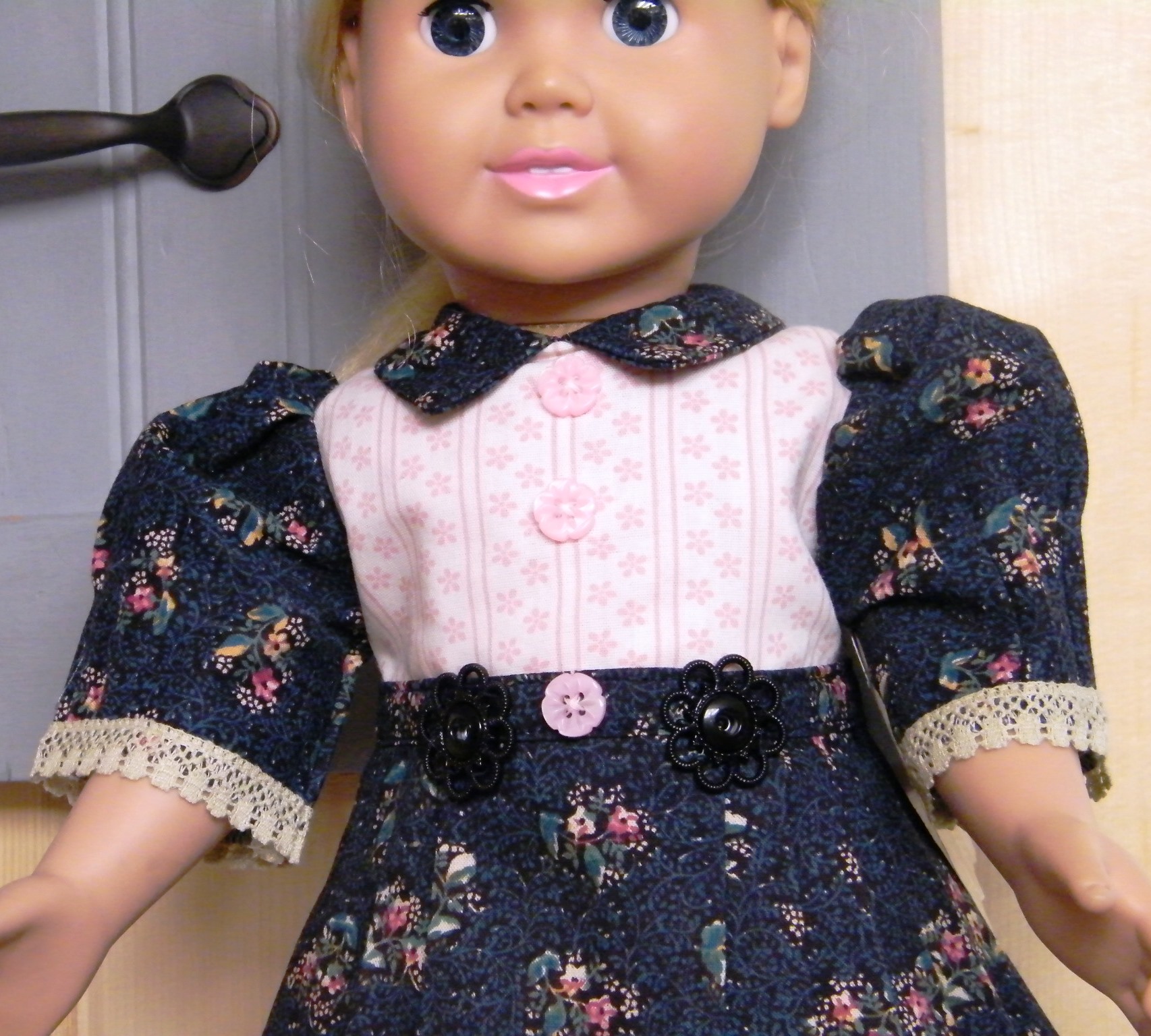 BLUE/PINK FLORAL VICTORIAN DRESS