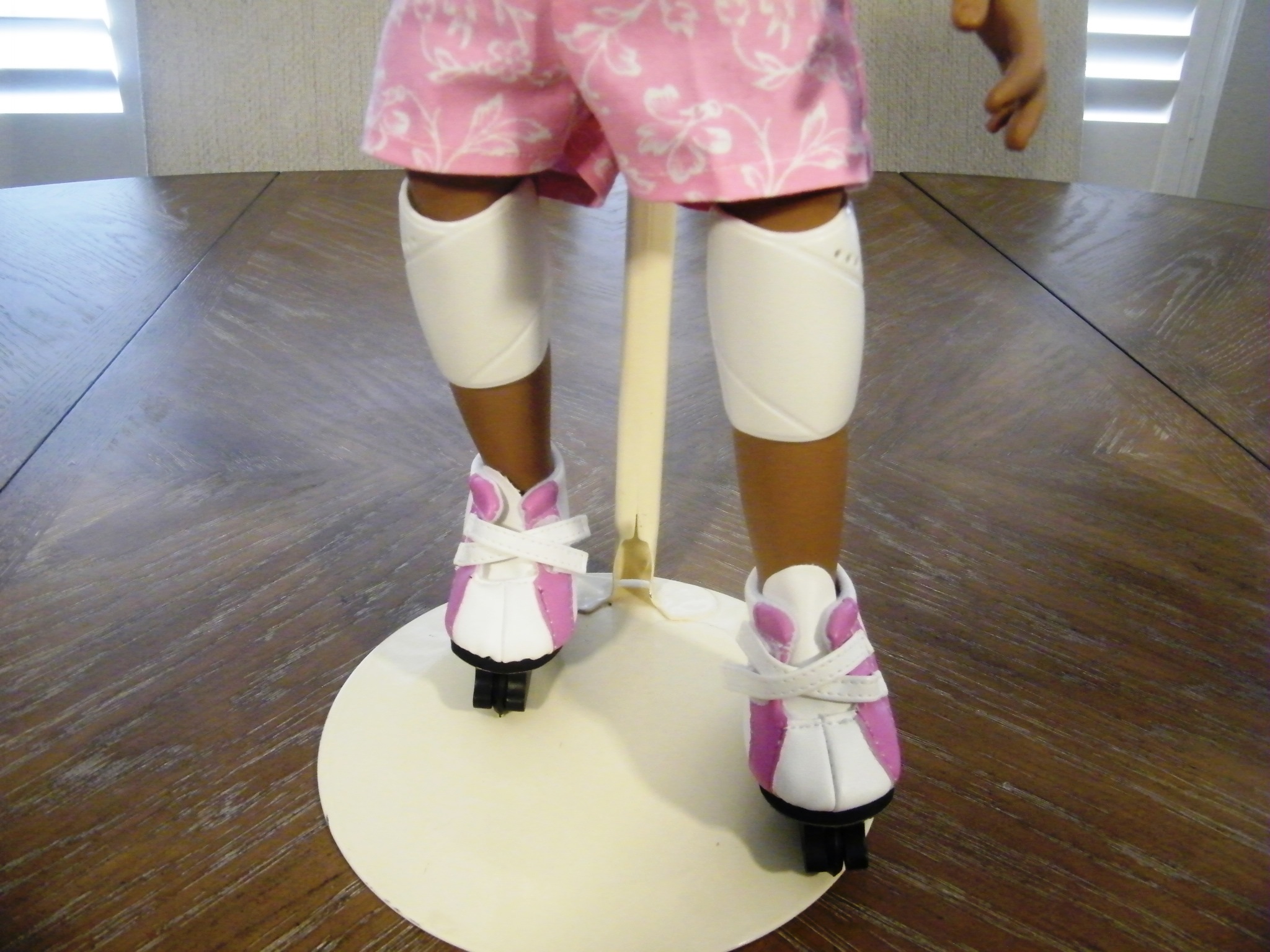 PINK ROLLER BLADE SET