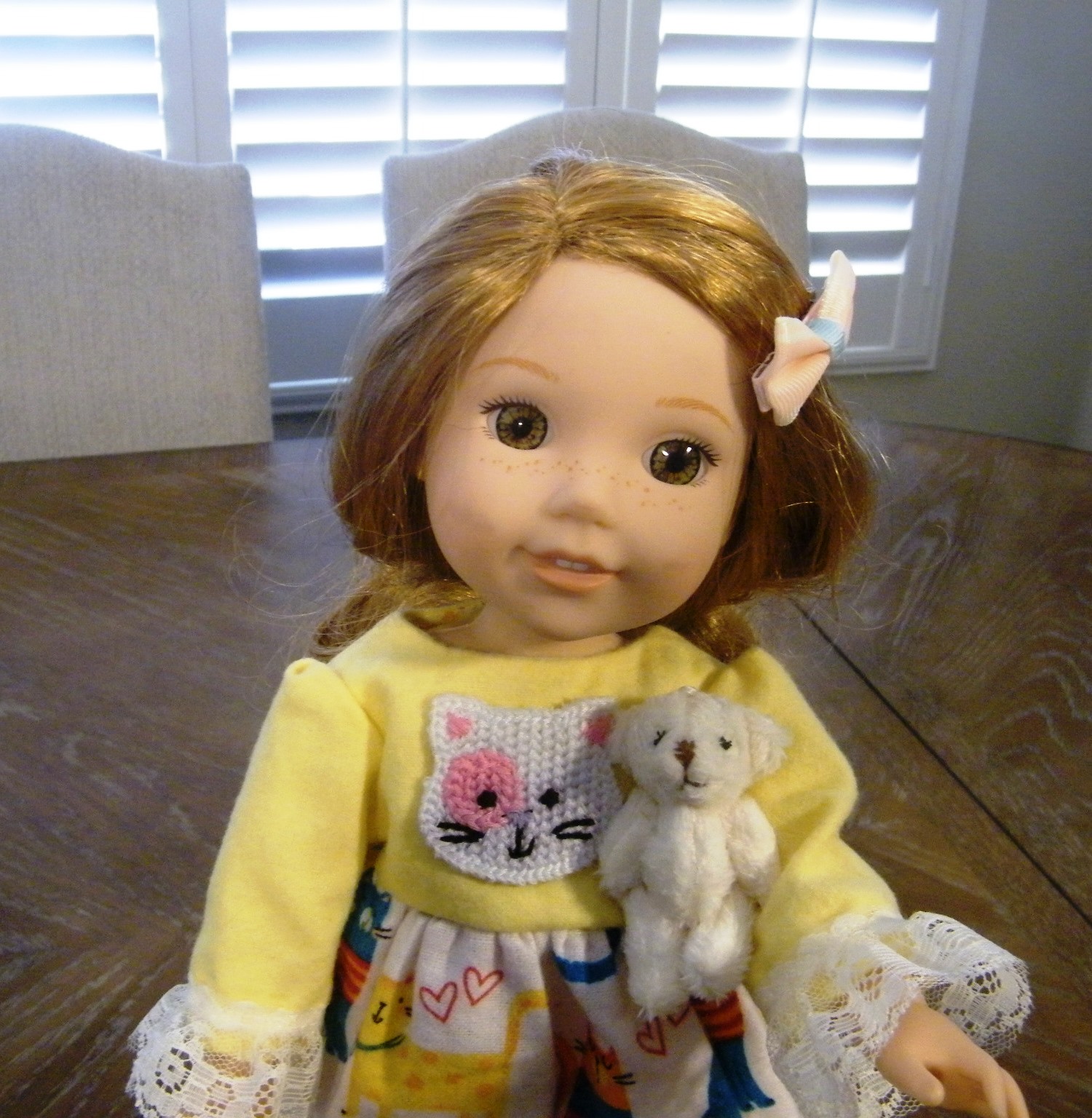 YELLOW KITTY KAT NIGHTGOWN