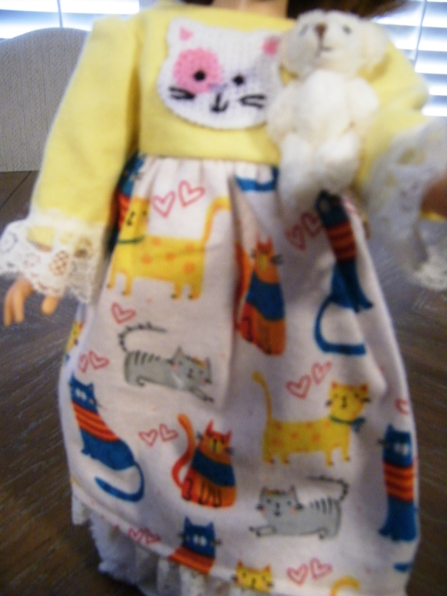 YELLOW KITTY KAT NIGHTGOWN