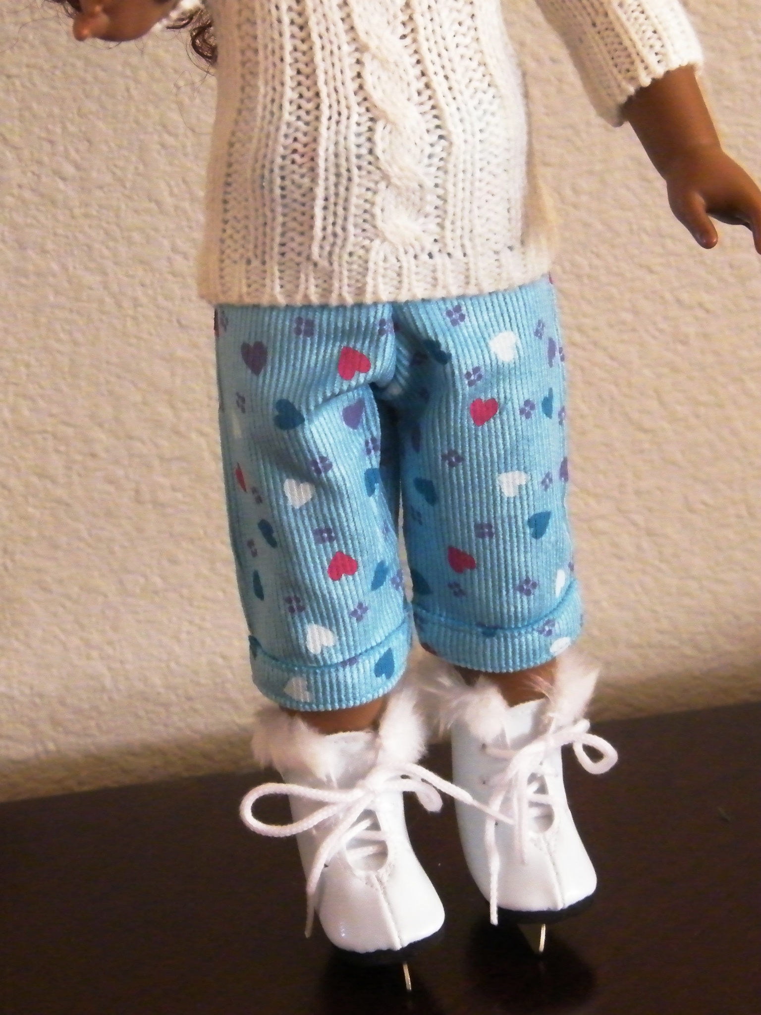 ICE SKATING WINTER SET