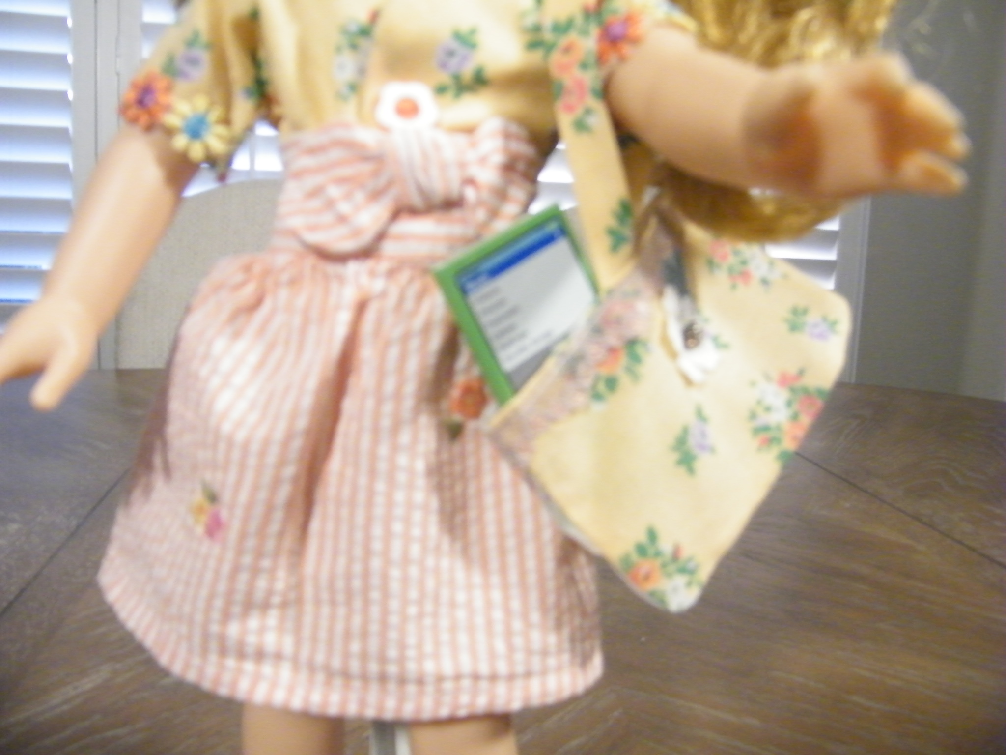 PEACH FLORAL SKIRT BLOUSE