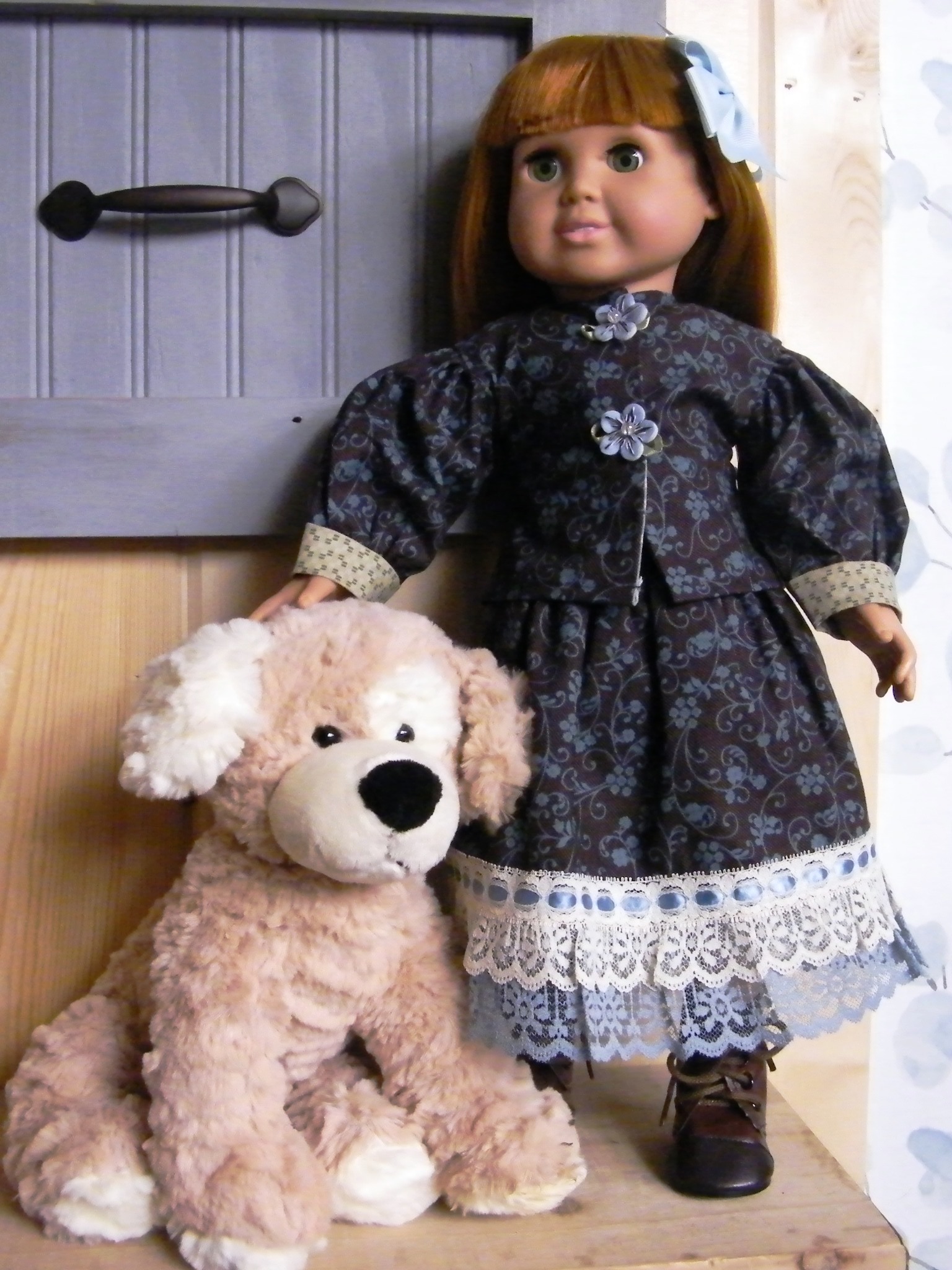 VICTORIAN TEAL BROWN TWO PIECE SET
