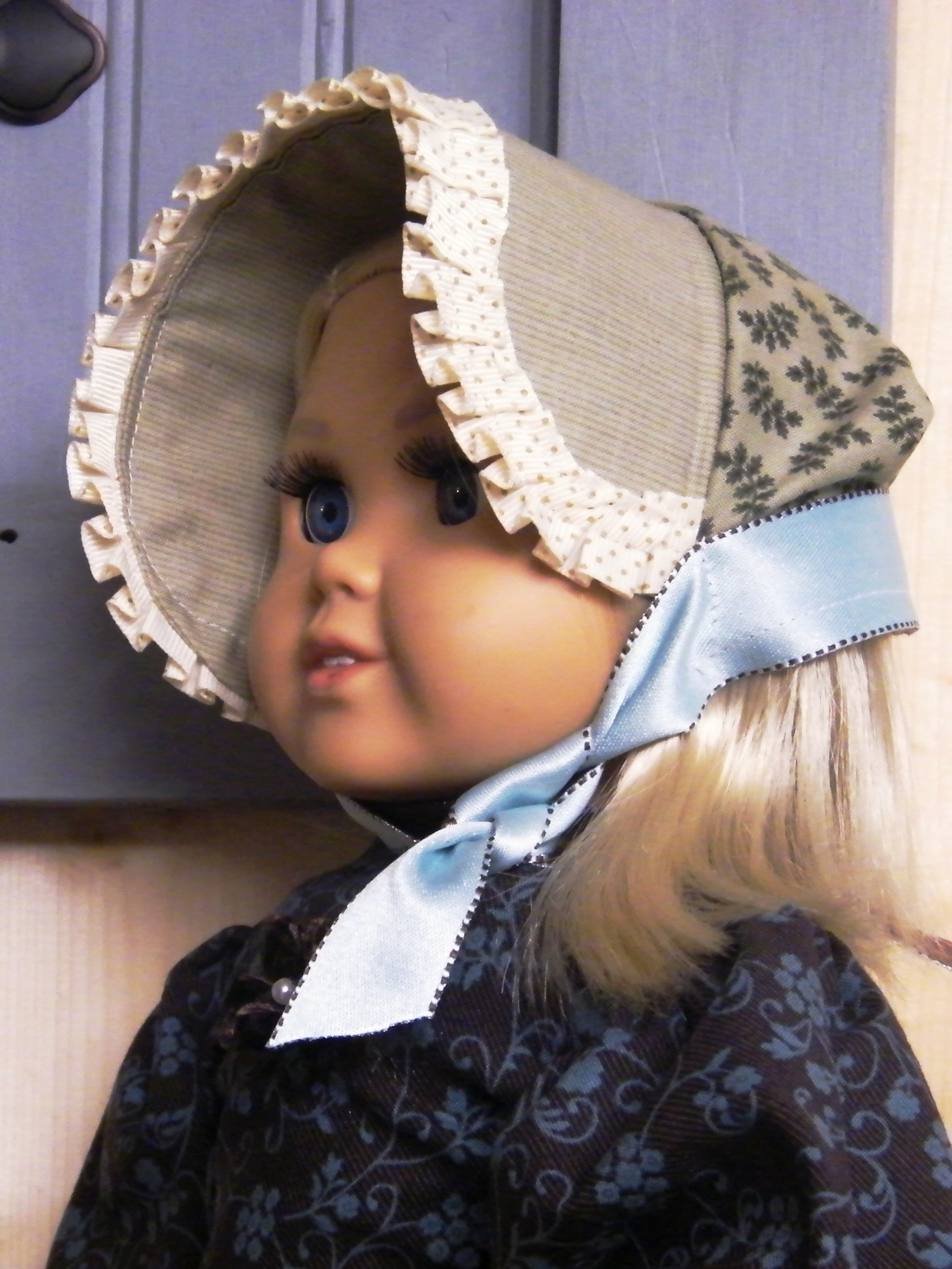 VICTORIAN THREE PEICE W/BONNET