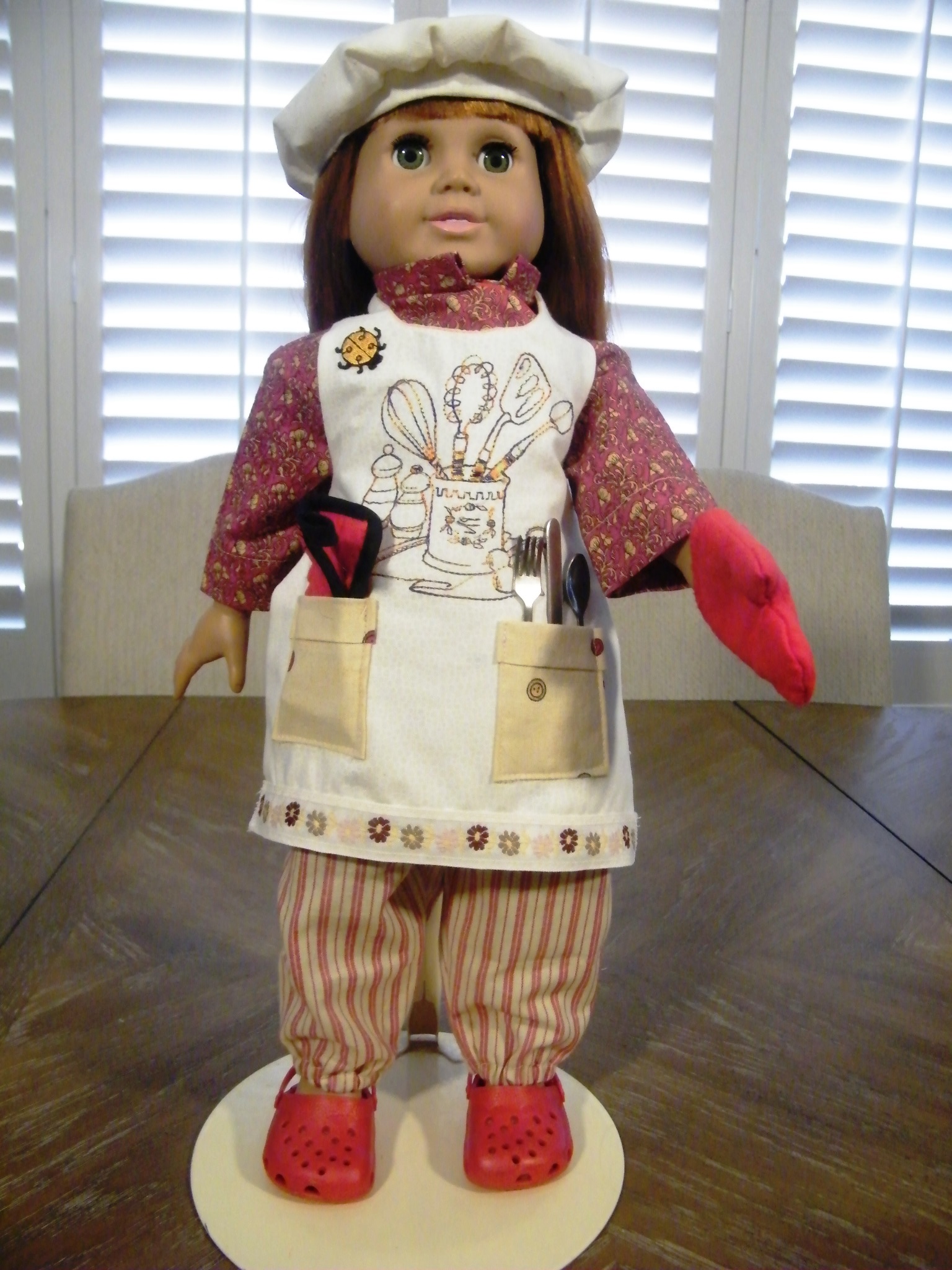 RED CHEFS SET/ APRON 
