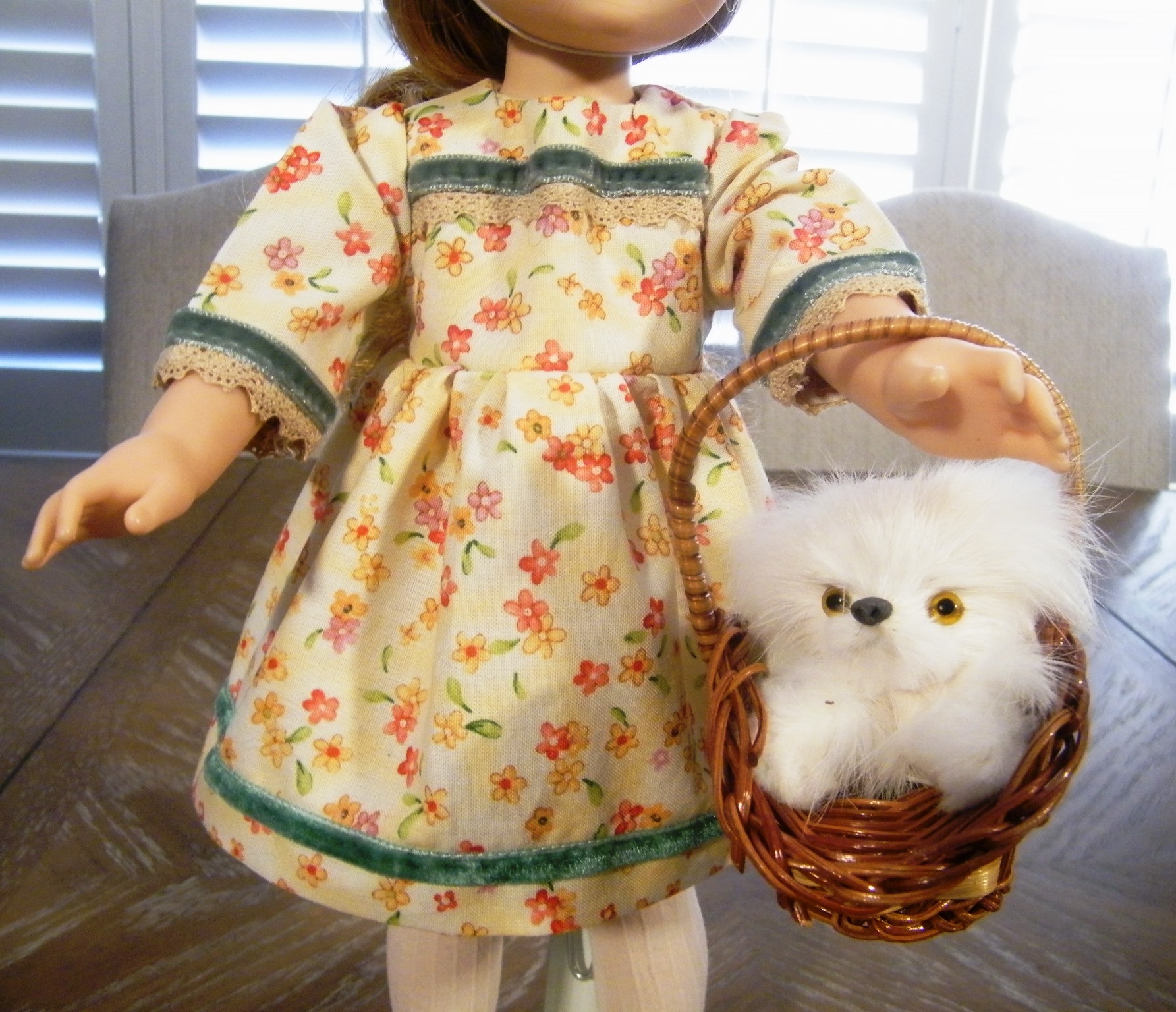 FLORAL SUMMER DRESS/PUPPY IN A  BASKET