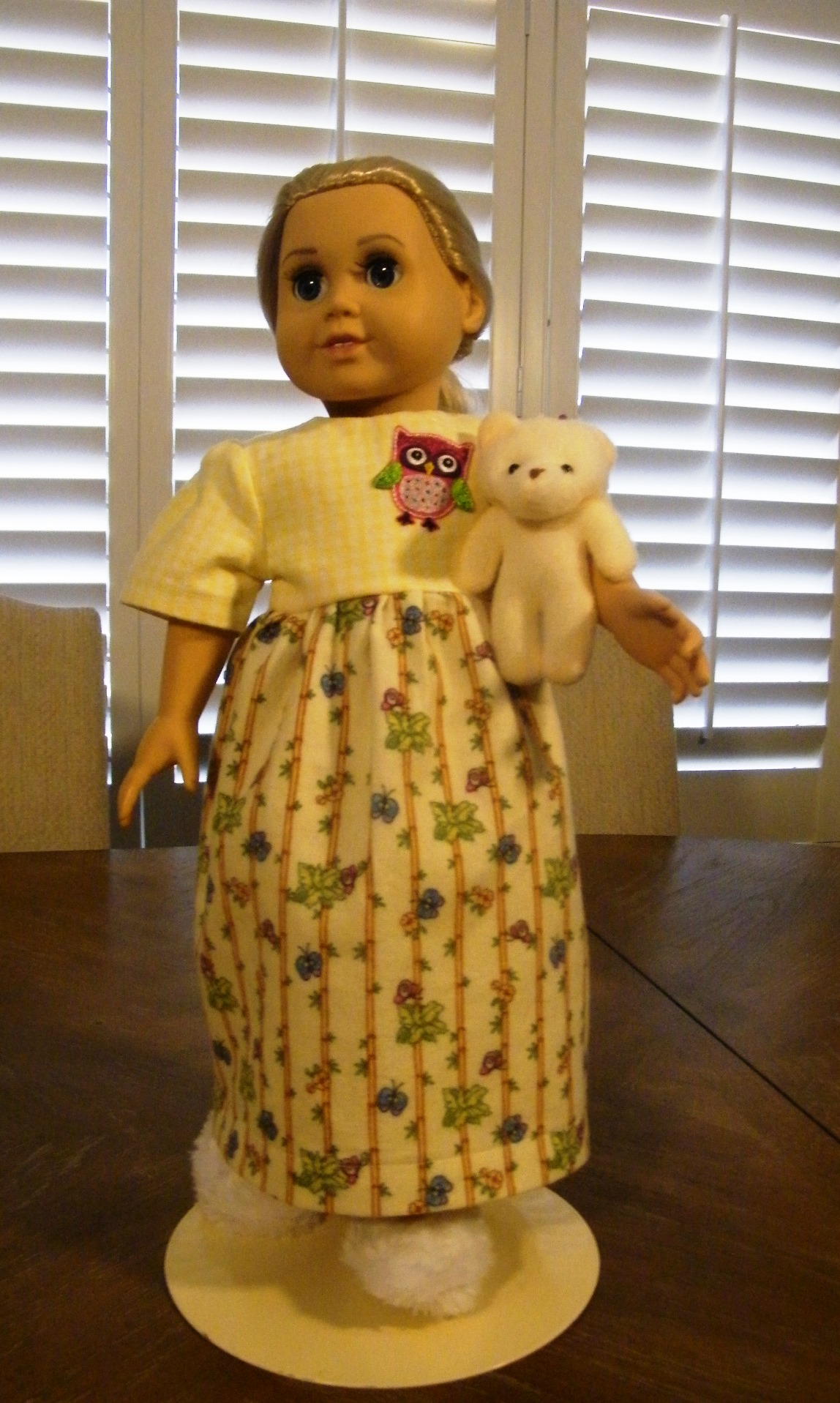 NIGHT OWL NIGHTGOWN