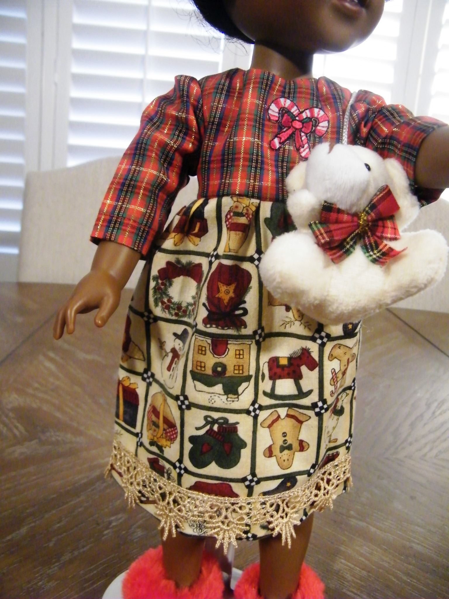 CHRISTMAS PLAID NIGHT GOWN/TEDDY BEAR