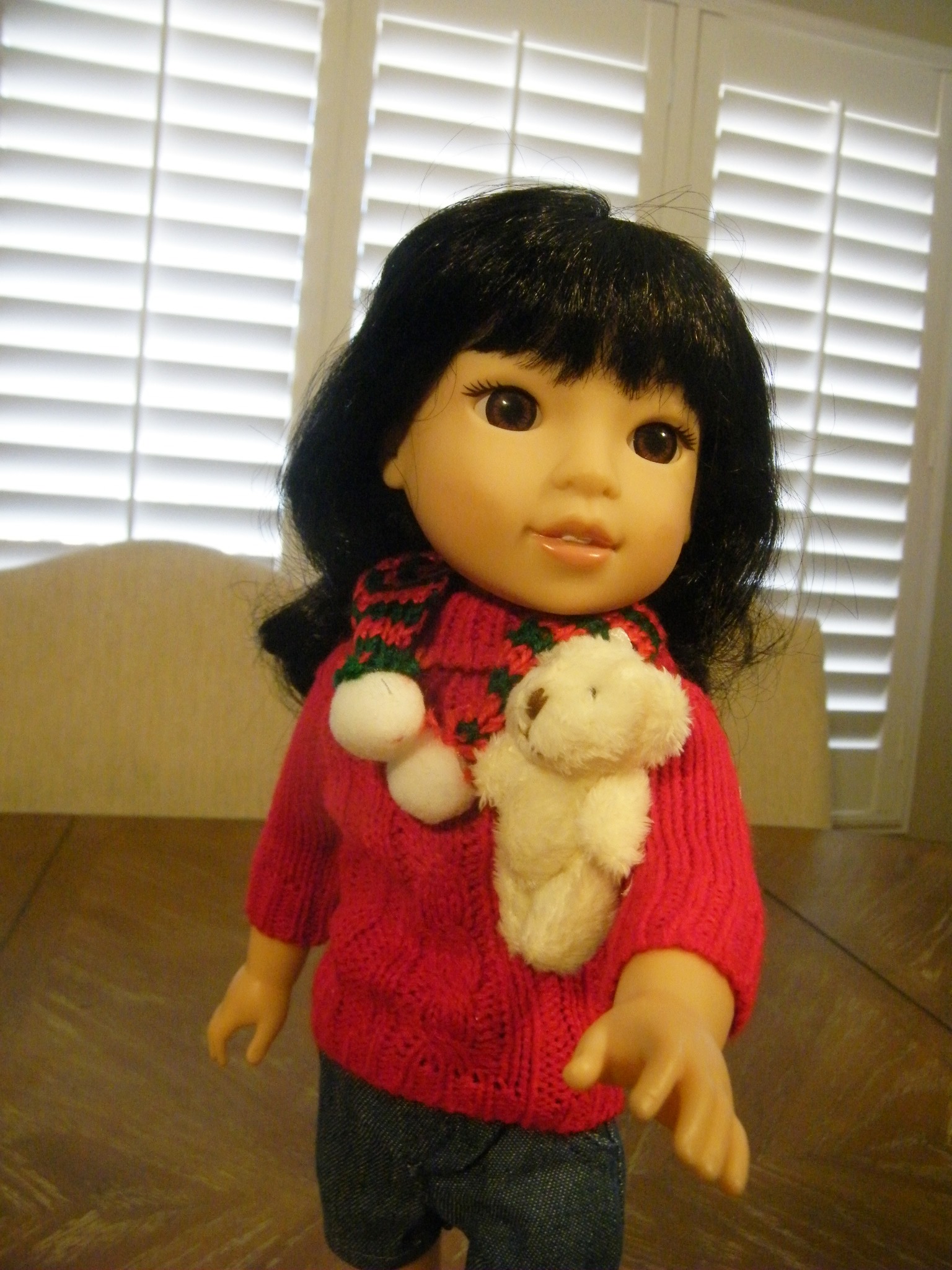 RED SWEATER W/CHRISTMAS SCARF