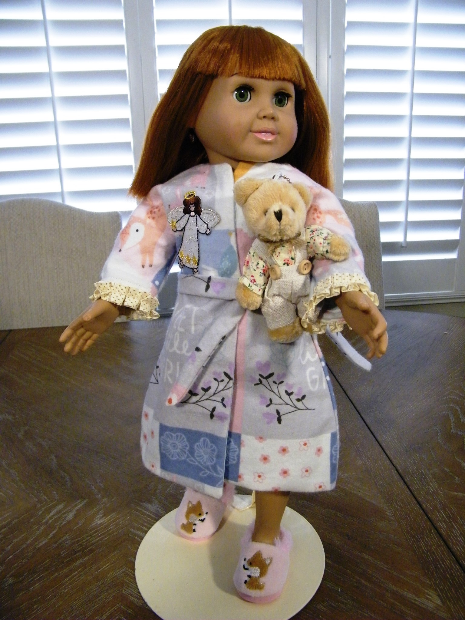 FOX AND FRIENDS BATHROBE AND PJ SET