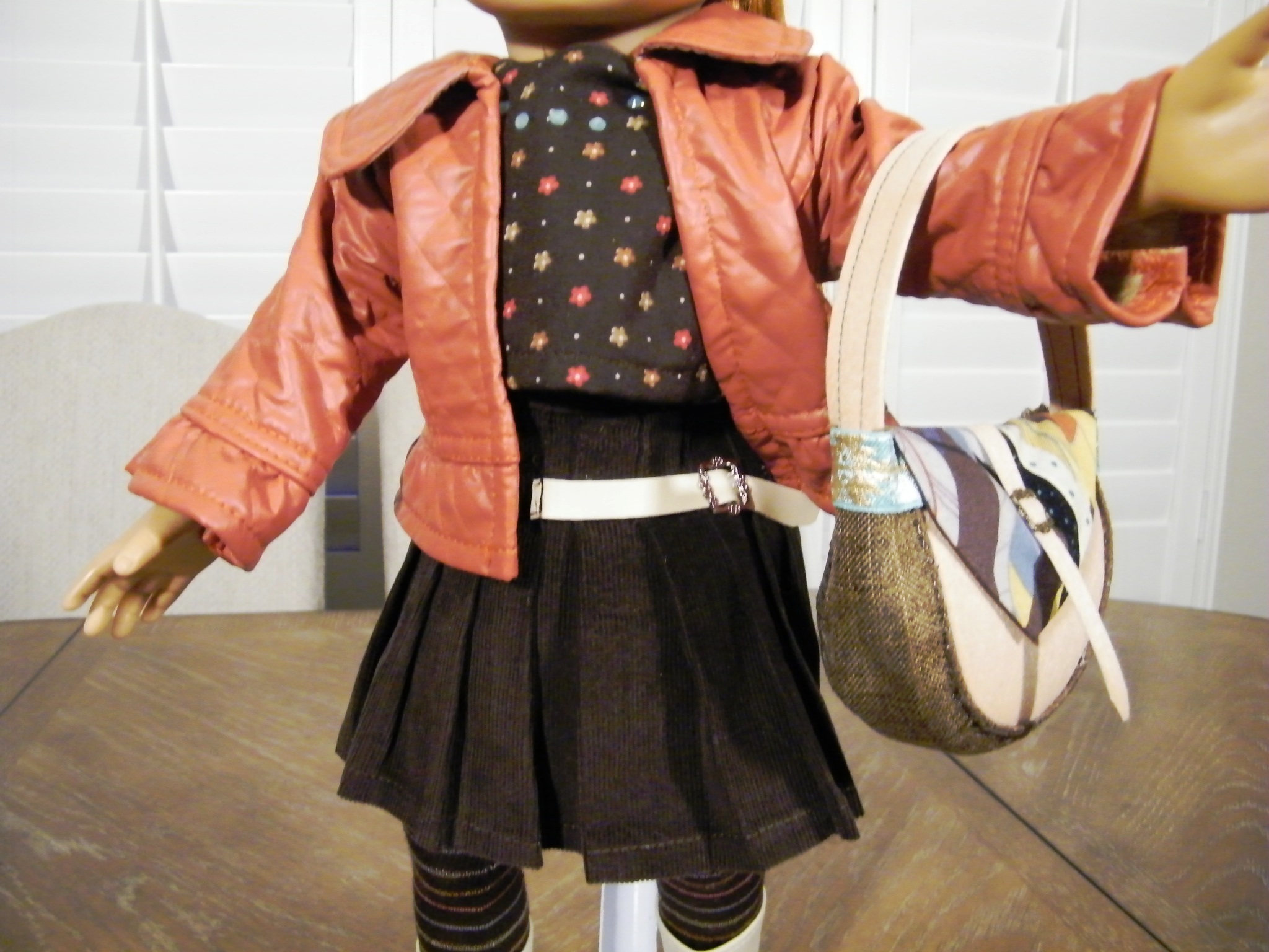 COUNTRY WESTERN SHOPPING