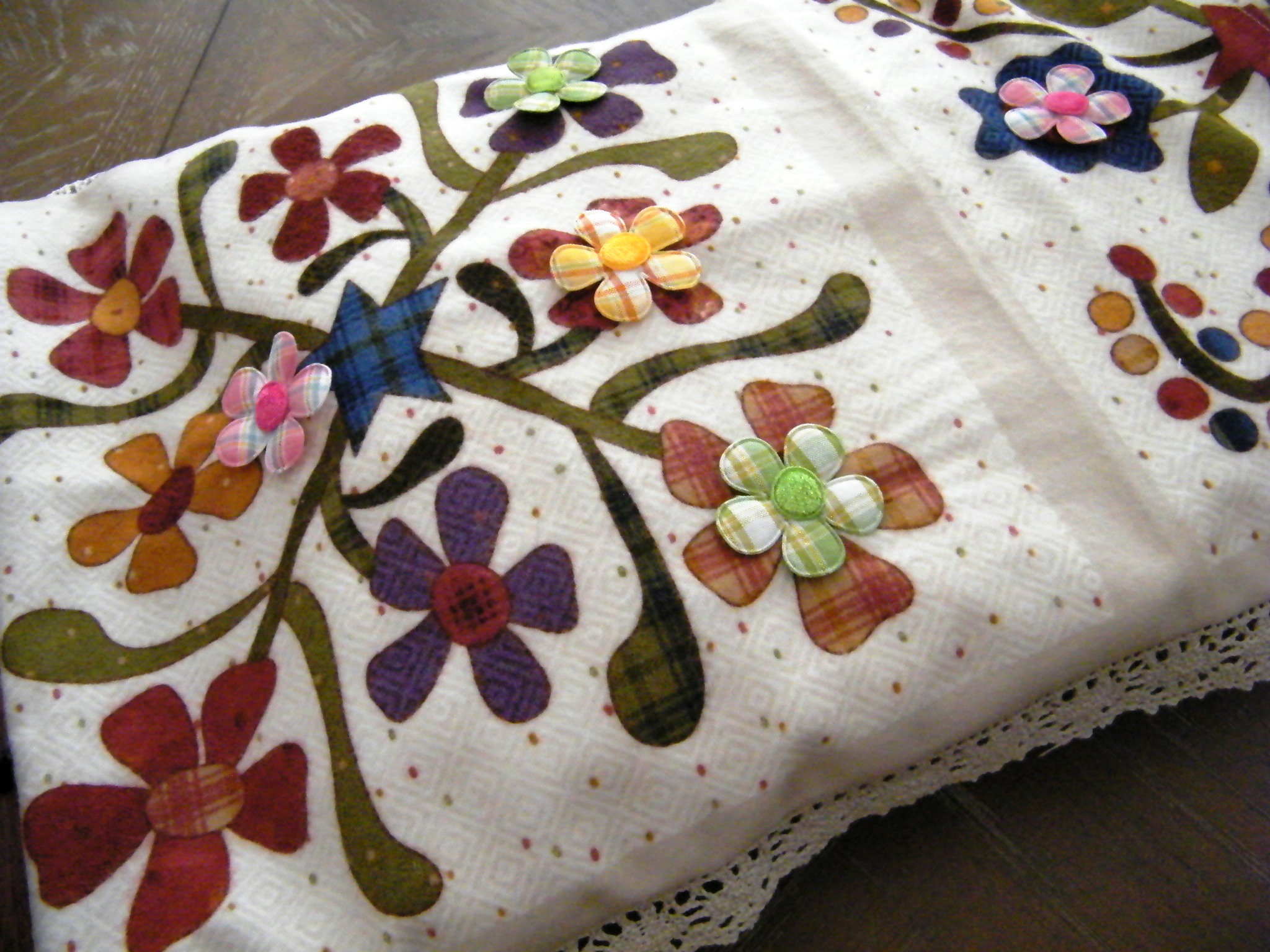 FLORAL BED COVER FOR 18 INCH DOLL BED W/MATTRESS