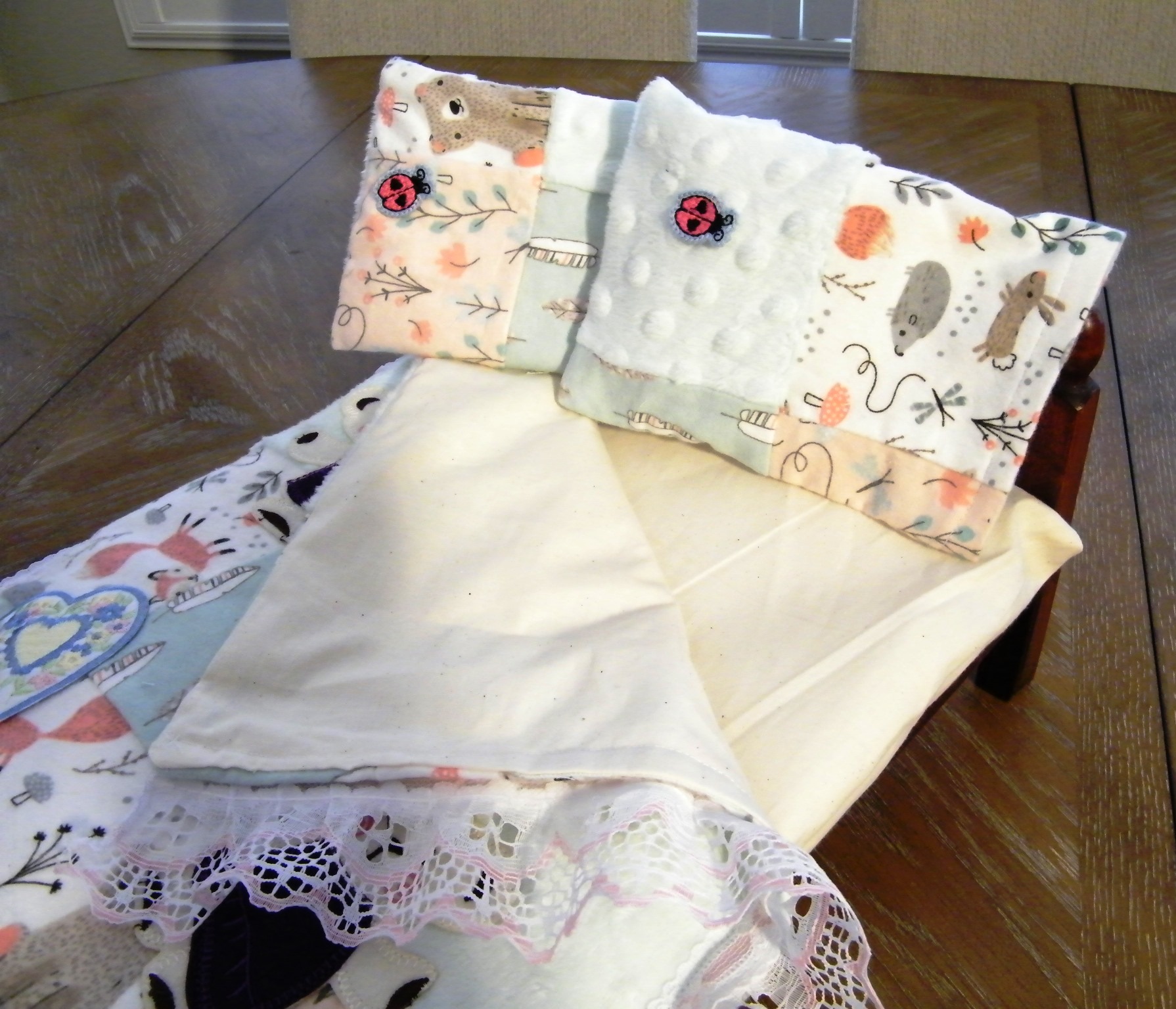 FOREST TEDDY BEARS HEARTS BEDDING SET