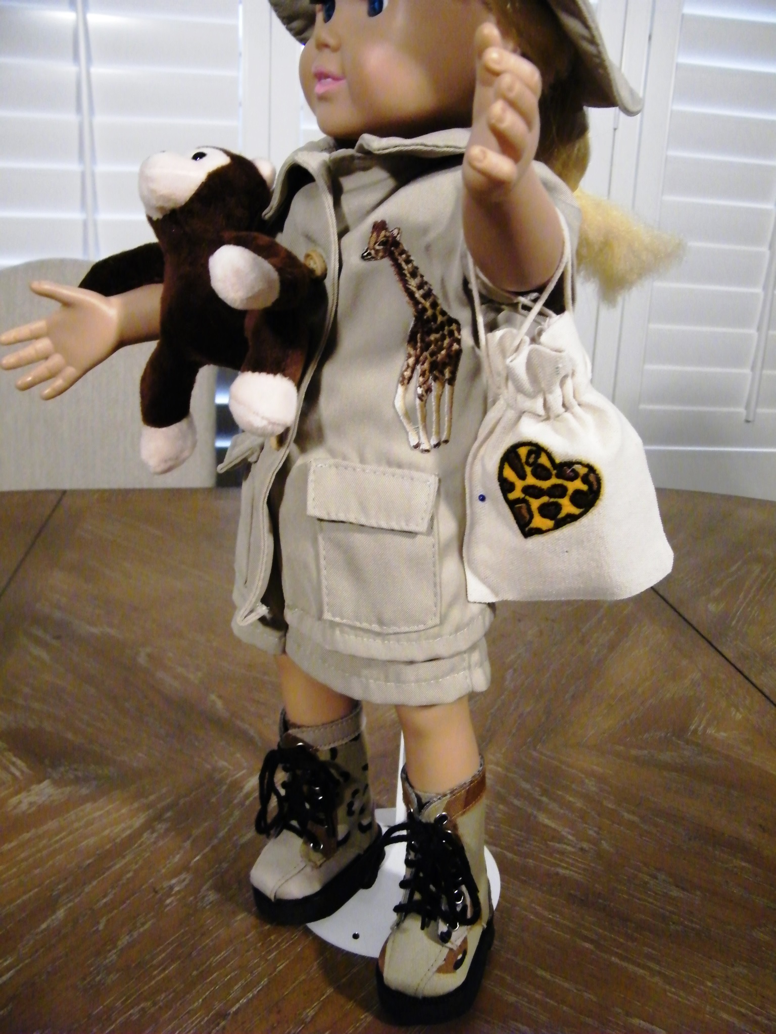 SAFARI EXPLORER