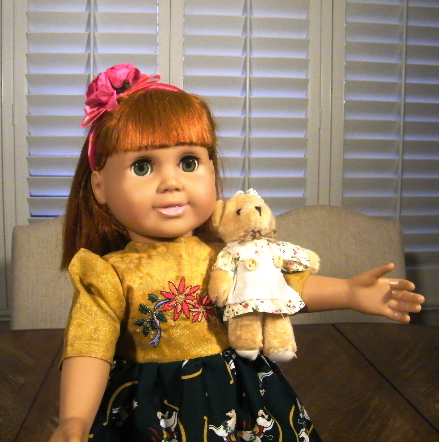 GOLD CHRISTMAS DRESS