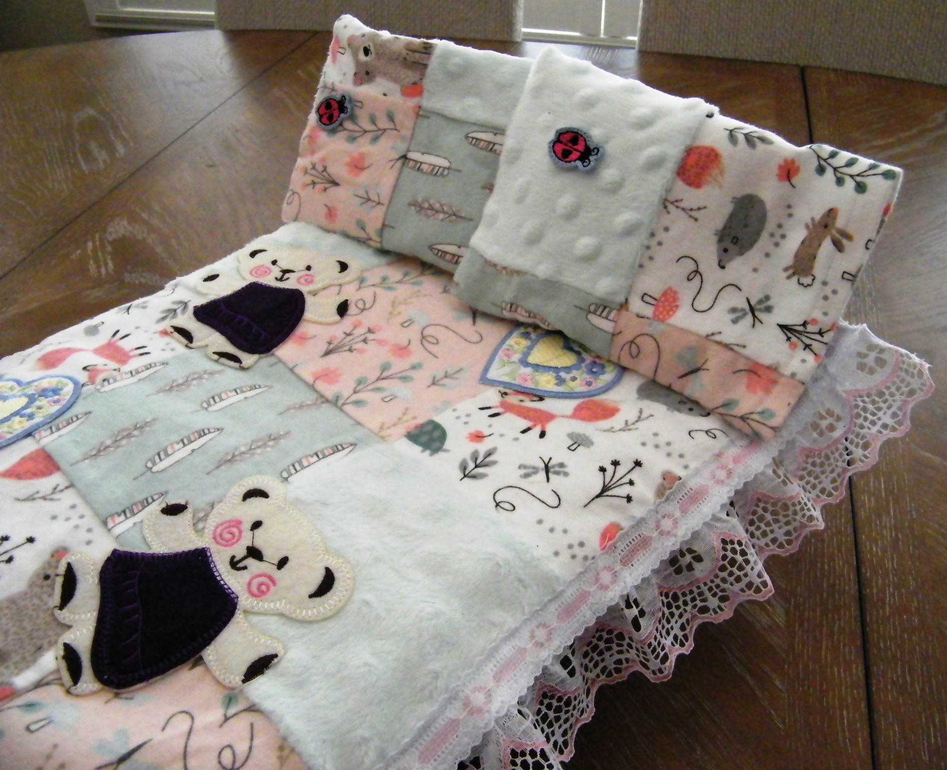 FOREST TEDDY BEARS HEARTS BEDDING SET