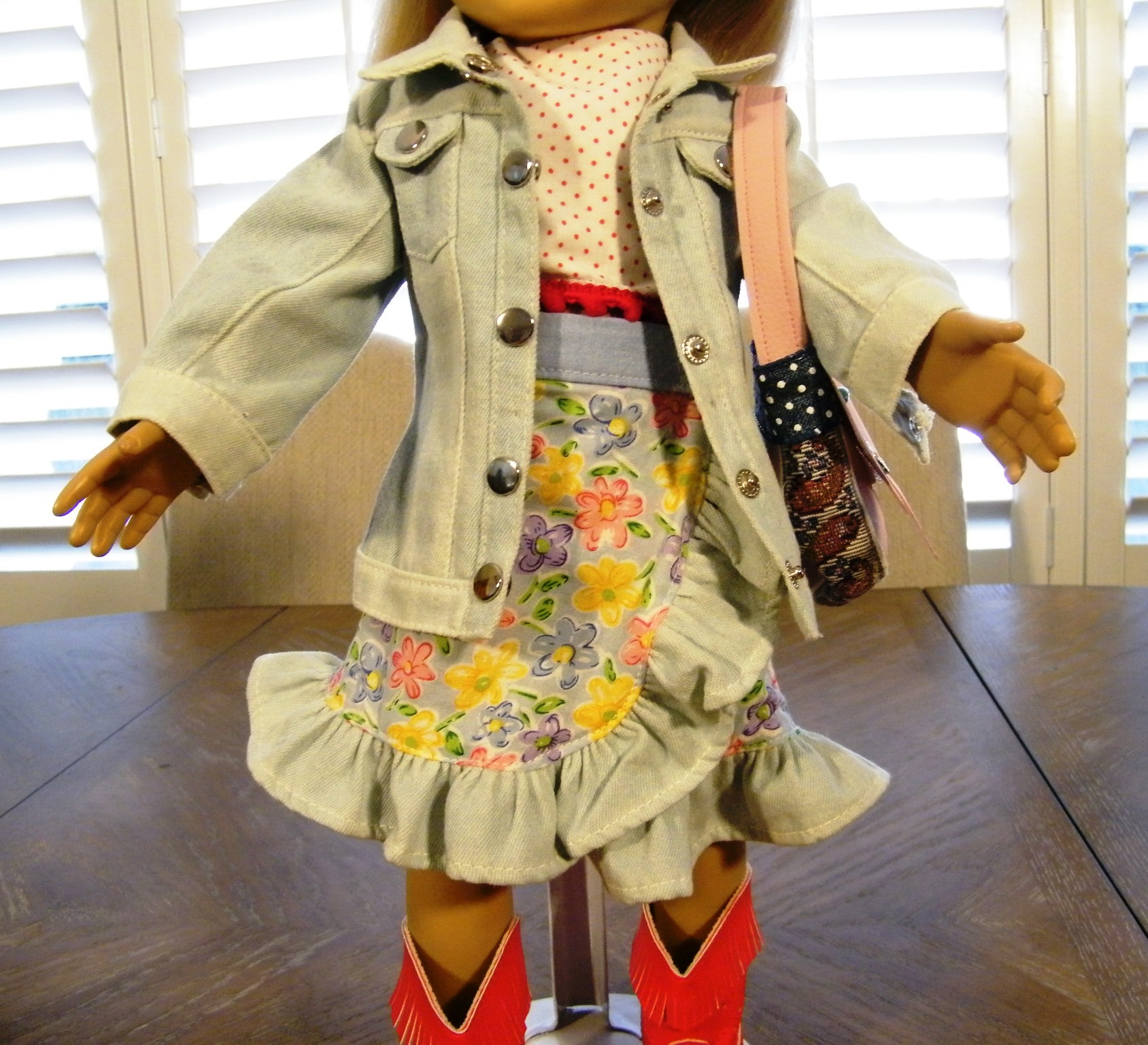 SQUARE DANCE ON THE FARM