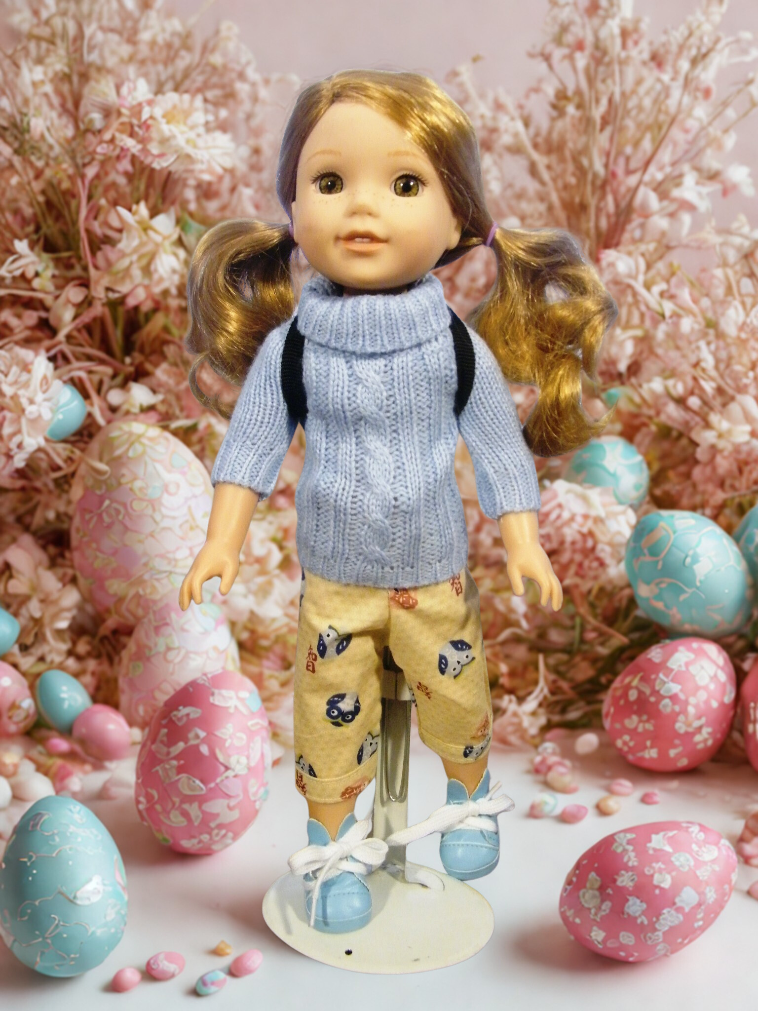 BLUE CABLE KNIT SWEATER /BUNNY TENNIES