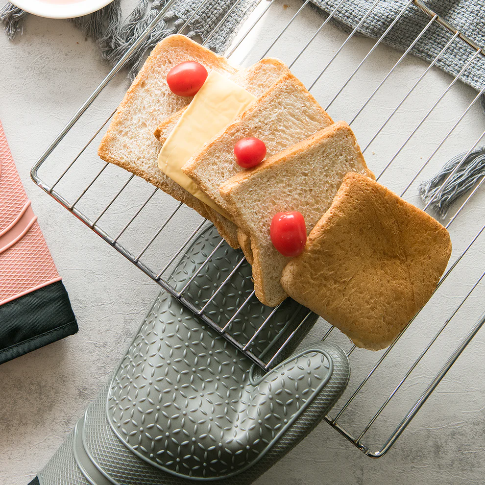 One Pair Silicone Oven Gloves with Mini Oven Gloves Brush, Pack of 3 (Gray)