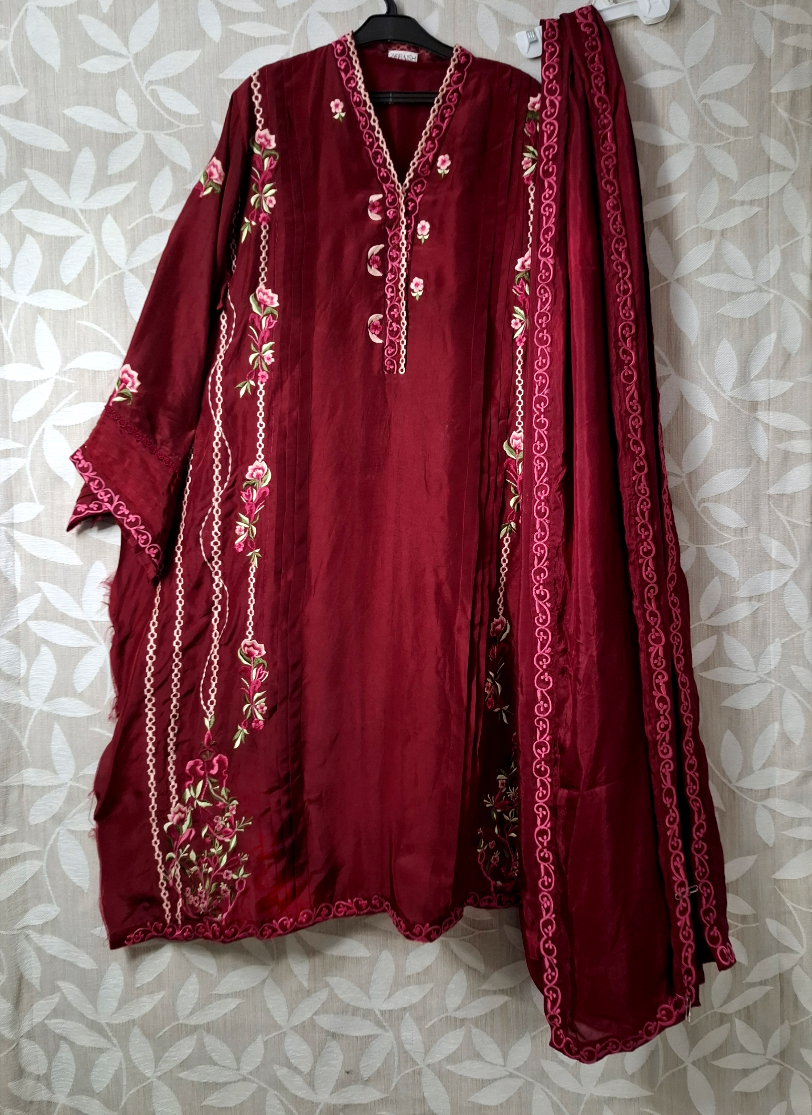 Scarlet 3 pc