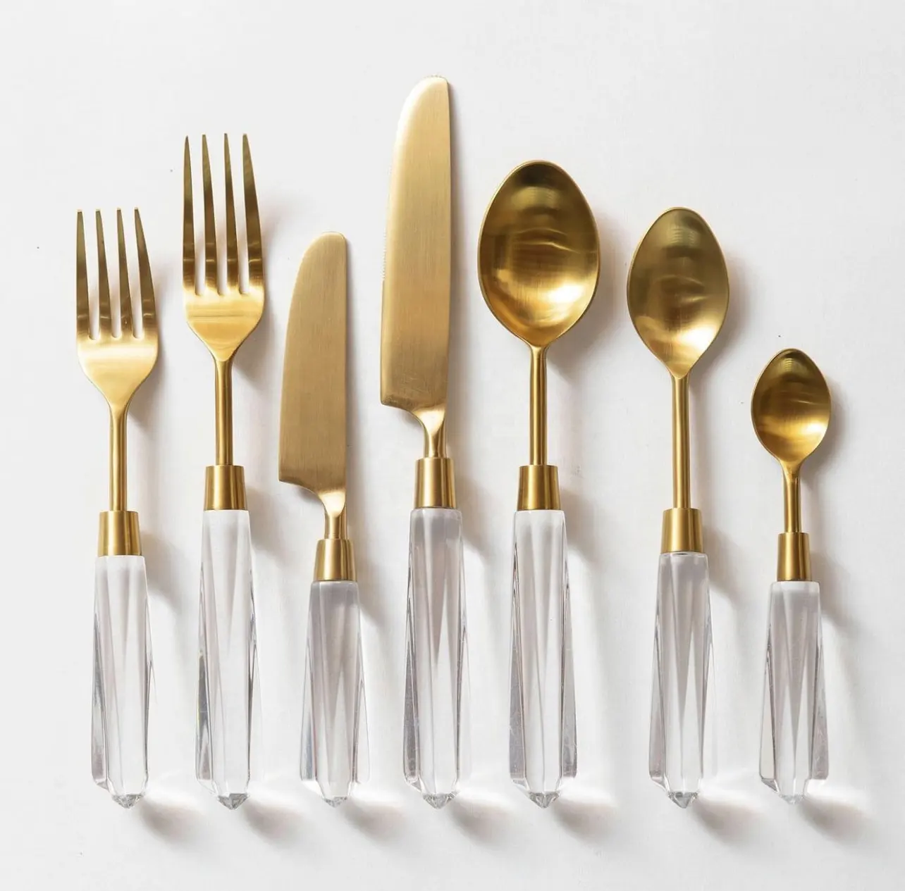 Elegant Gold and Black Cutlery Set