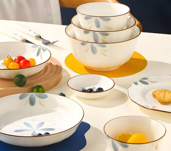 Elegant Floral Porcelain Dinnerware Set