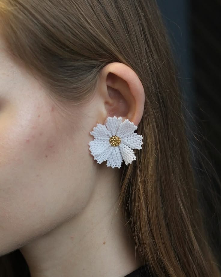 Handmade White Flower Beaded Earrings
