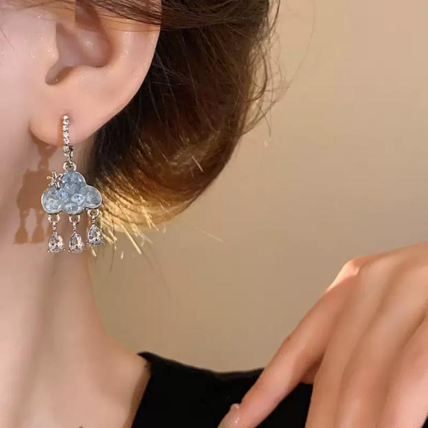 Dainty Dangles---Blind Bag