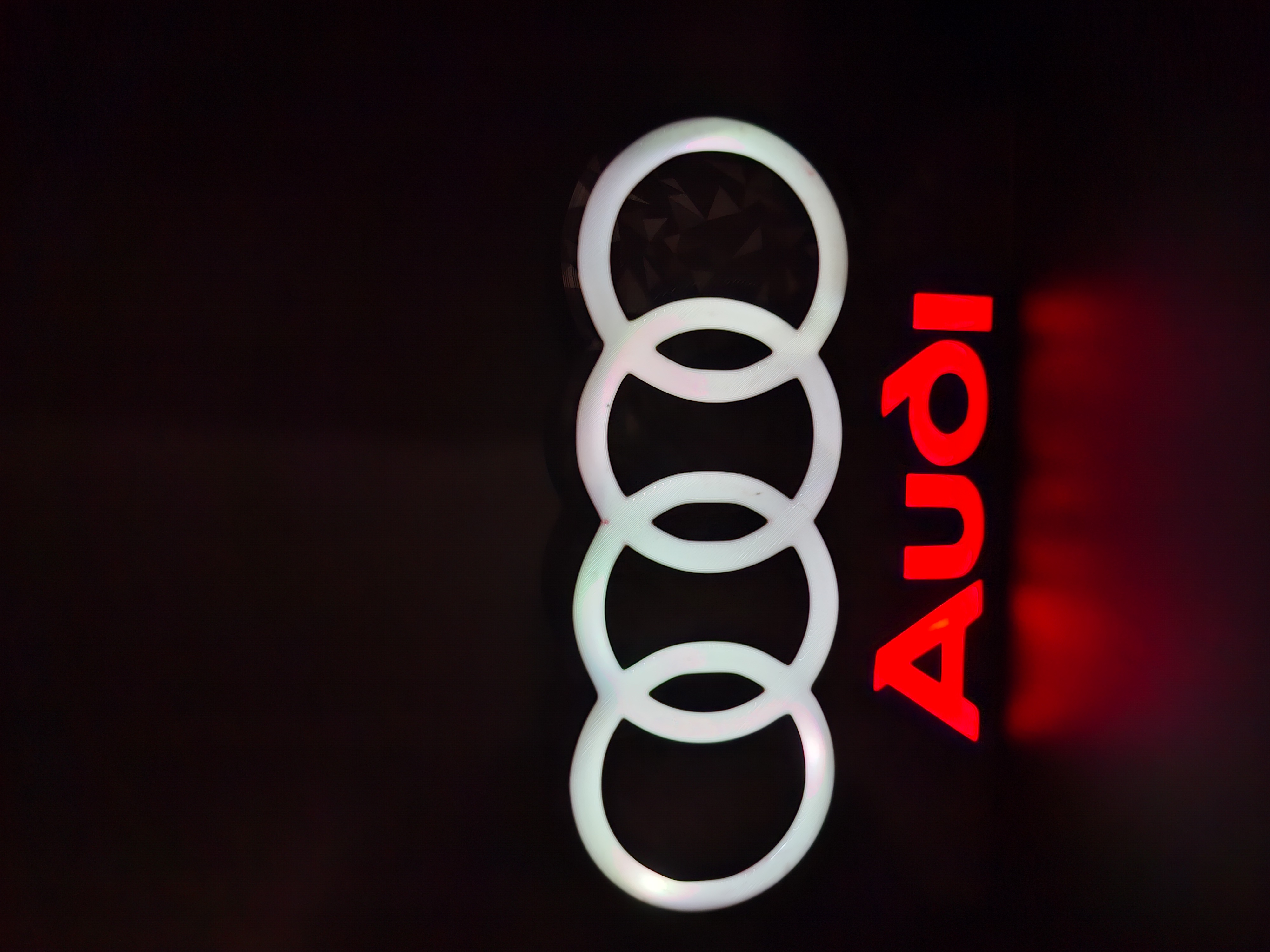 Audi logotipo LED lempa