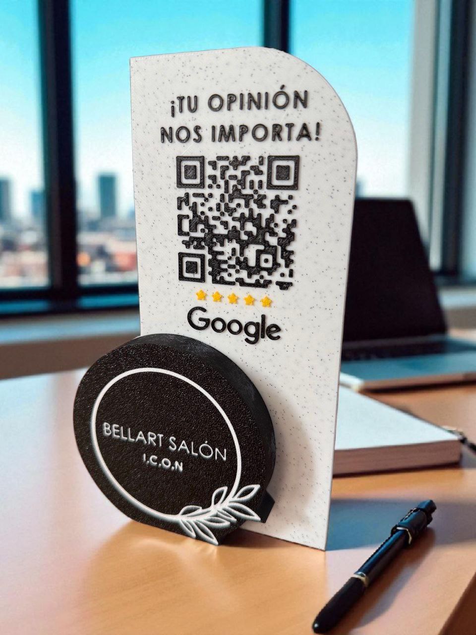 Stand con código QR personalizado