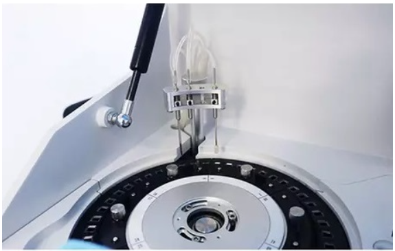 Analisador Bioquímico Automatico AMA B-600 S / AMA B-400