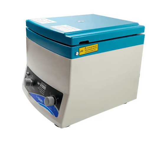 Centrífuga Analógica para Microhematócritos até 12000rpm CM-12000