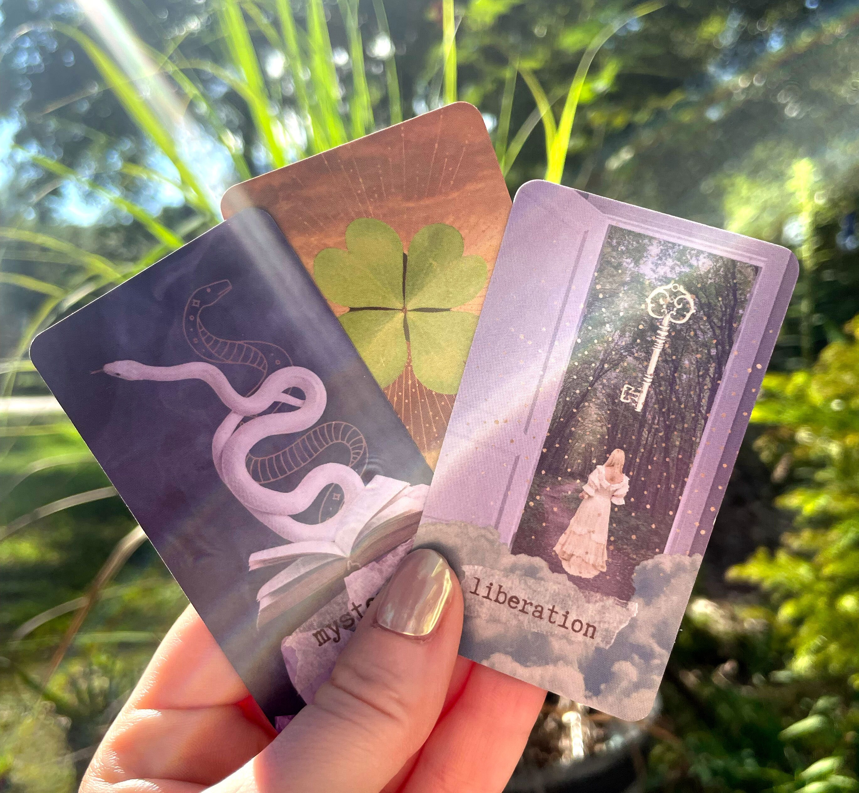 Inspiration Oracle Deck: 30 Travel-Sized Oracle Cards