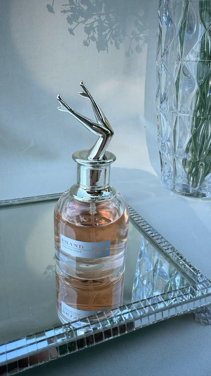 Brand: Jean Paul Gaultier Scandal feminino 25ml