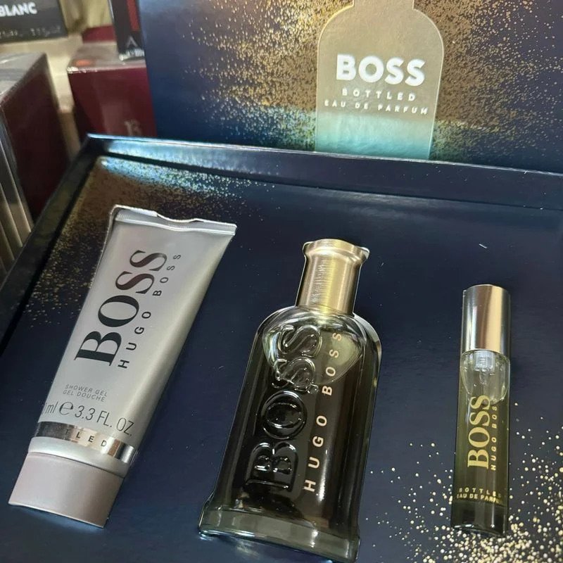 Kit Hugo Boss edp 100 ml + gel de banho 100 ml + caneta 10 ml 