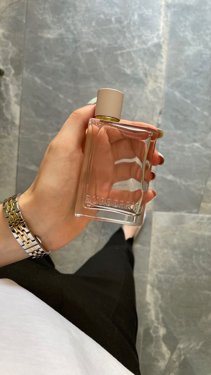 Kit: Burberry her edp 50ml + Hidratante 75ml